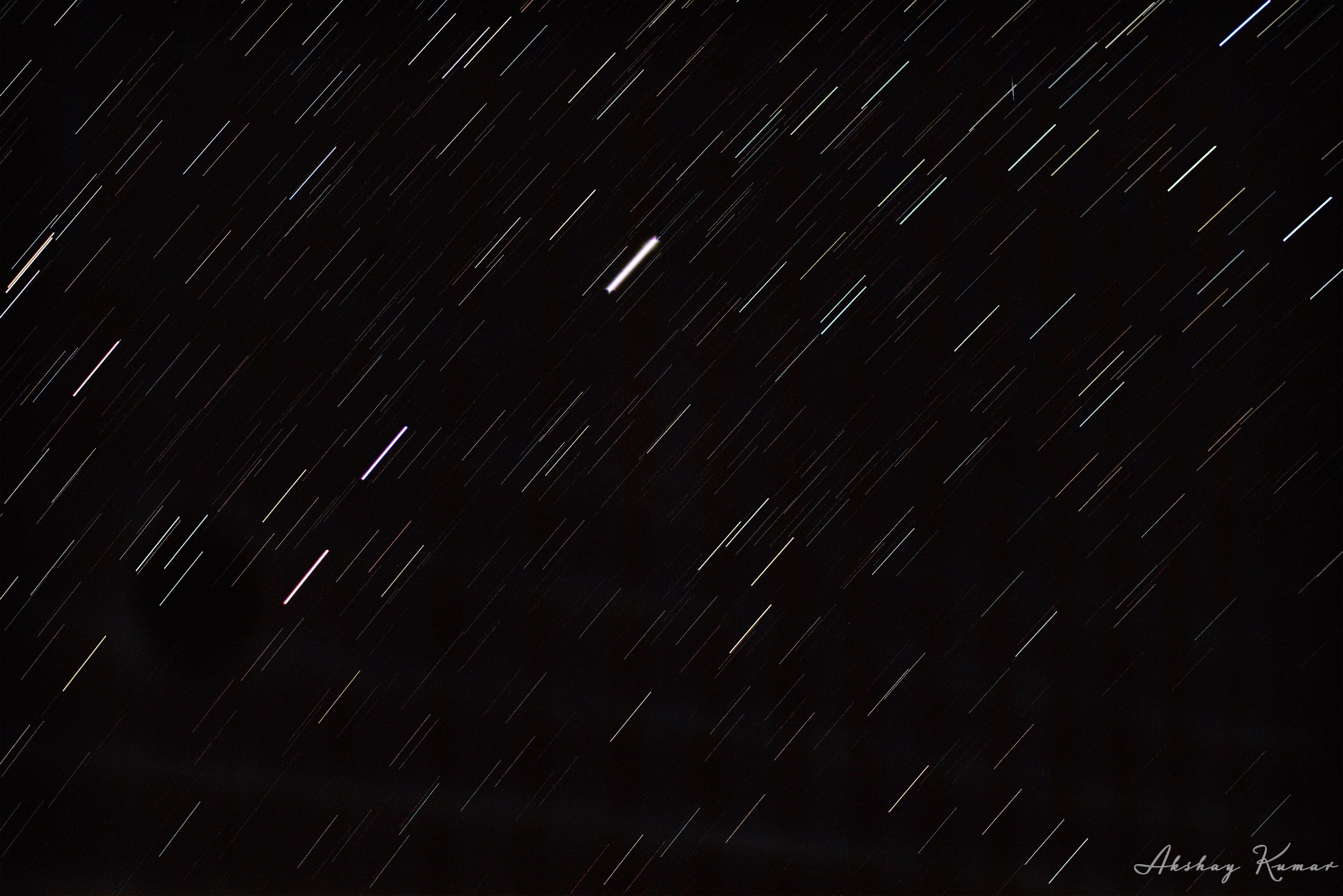 Close view of conjunction of Saturn, Jupiter, Pluto and Mars in Sagittarius constellation. Parts of Capricornus constellation is also visible. Brightest stars in the frame include the 52Sgr, 62Sgr, 59Sgr, θ1Sgr, α1Cap, α2Cap, τSgr, Dabih (βCap), Ascella (ζSgr) and Nunki (σSgr)