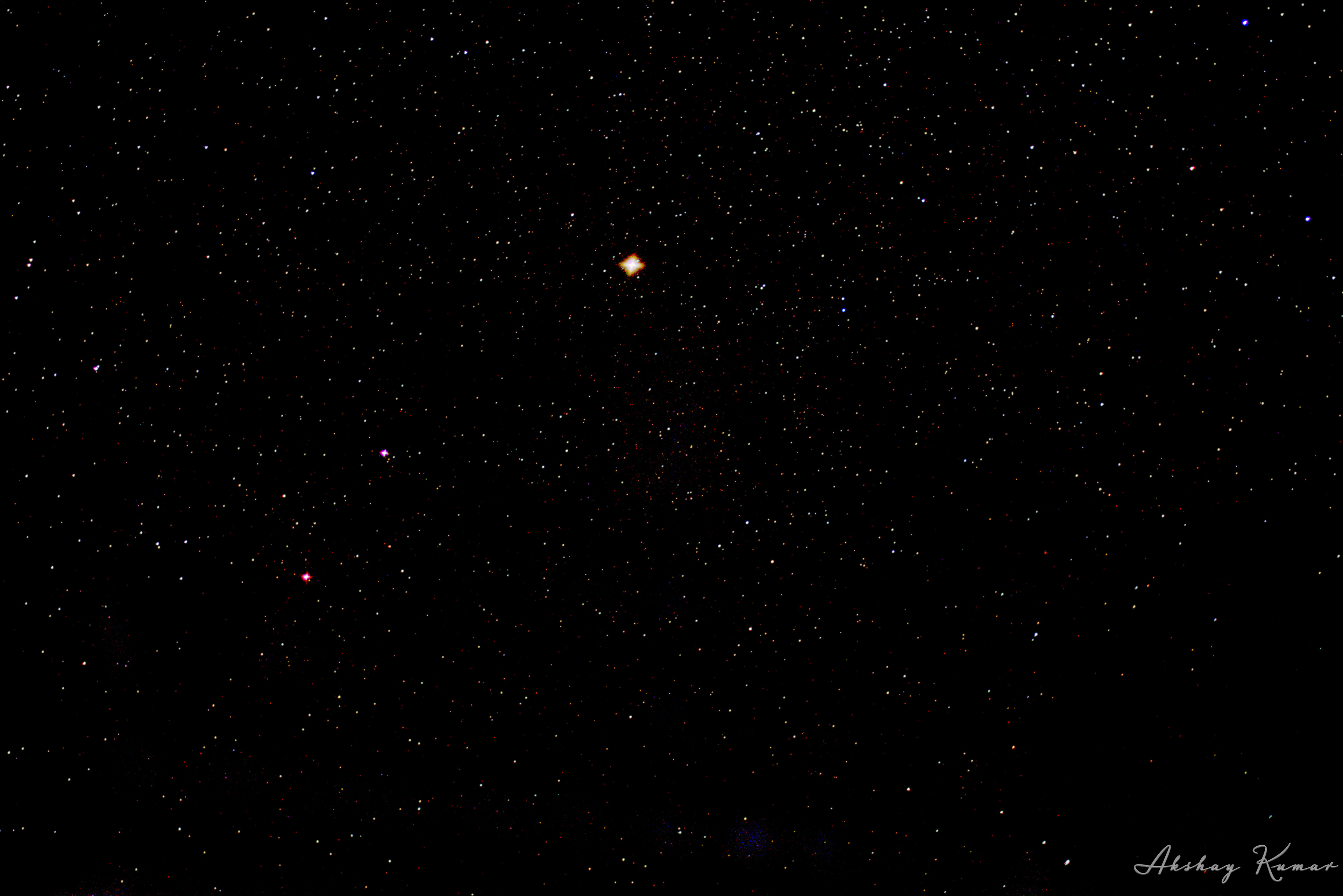 Close view of conjunction of Saturn, Jupiter, Pluto and Mars in Sagittarius constellation. Parts of Capricornus constellation is also visible. Brightest stars in the frame include the 52Sgr, 62Sgr, 59Sgr, θ1Sgr, α1Cap, α2Cap, τSgr, Dabih (βCap), Ascella (ζSgr) and Nunki (σSgr)