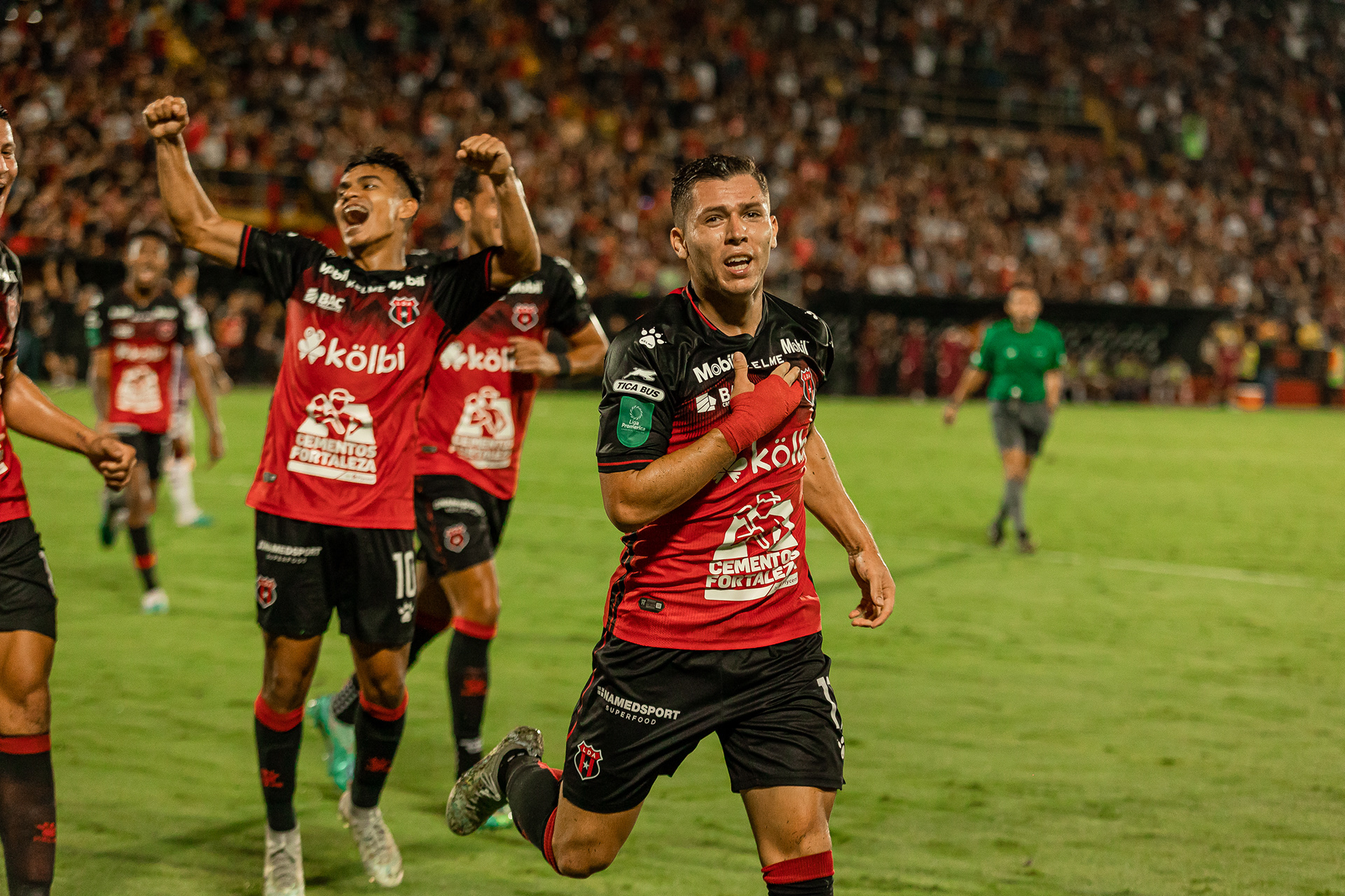 Liga Deportiva Alajuelense, Saprissa, Deportes, Costa Rica