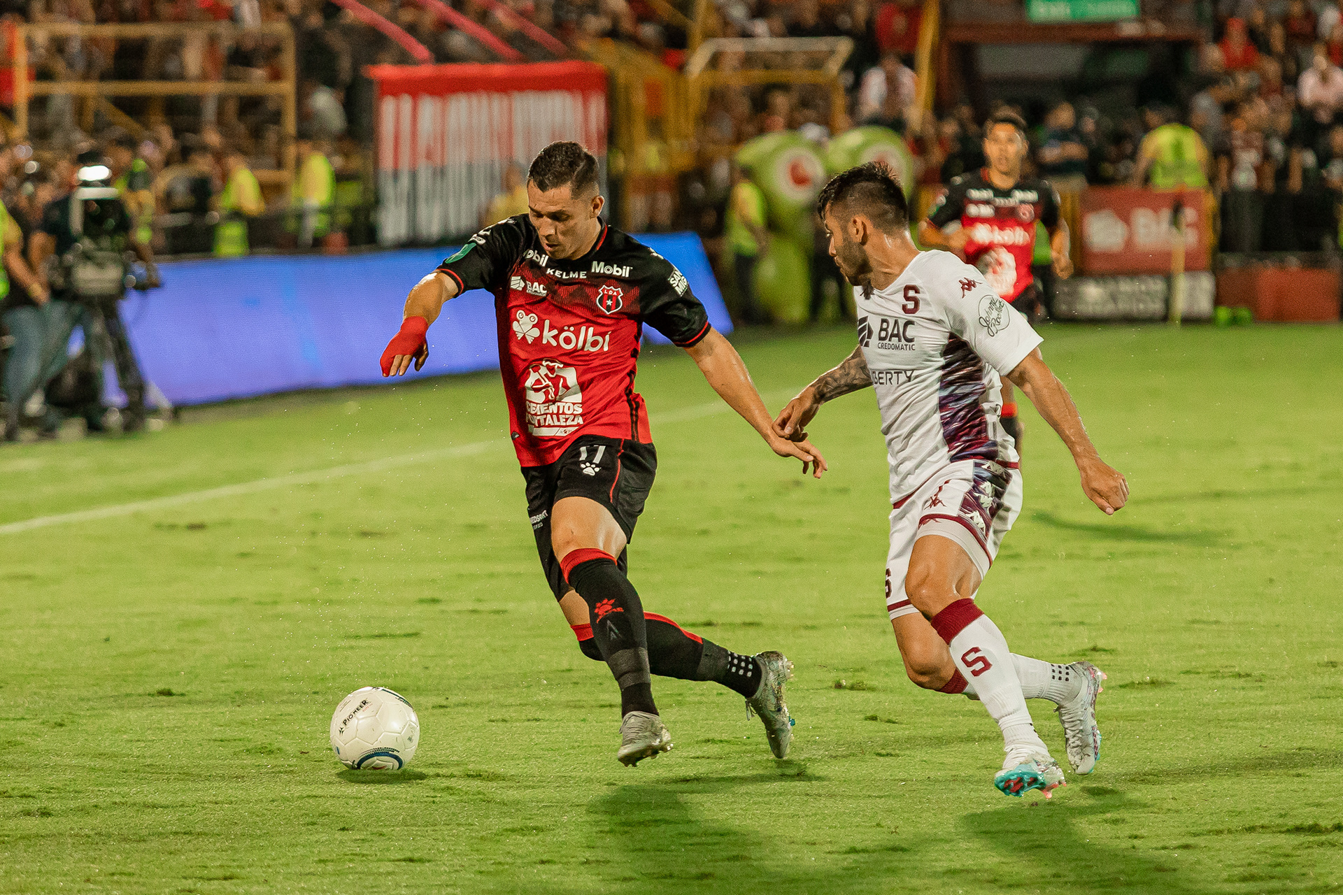 Liga Deportiva Alajuelense, Saprissa, Deportes, Costa Rica
