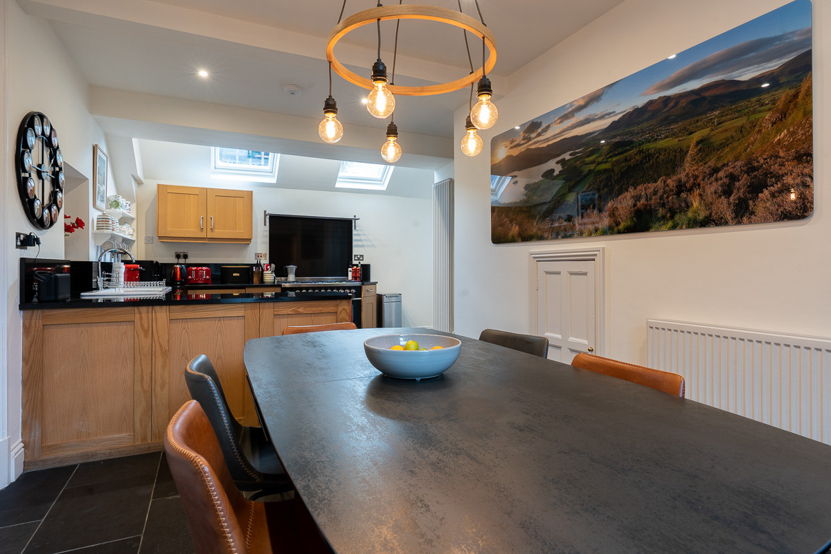 Extendable table for big feasts or extra guests