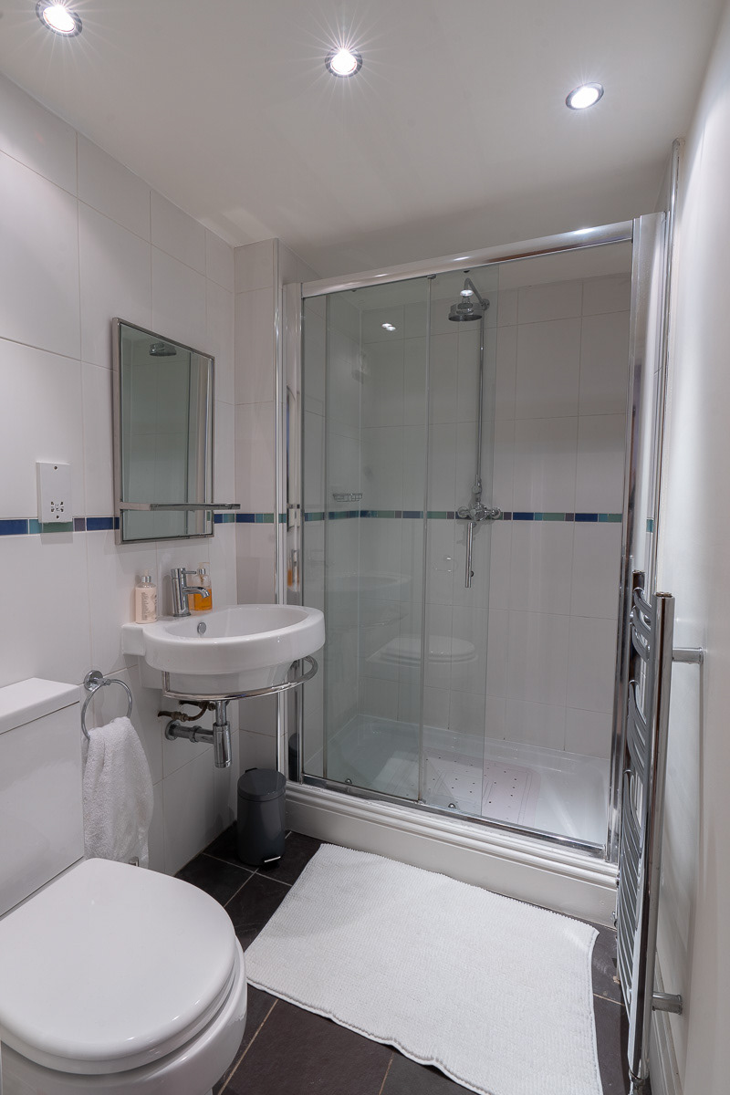 Master en-suite