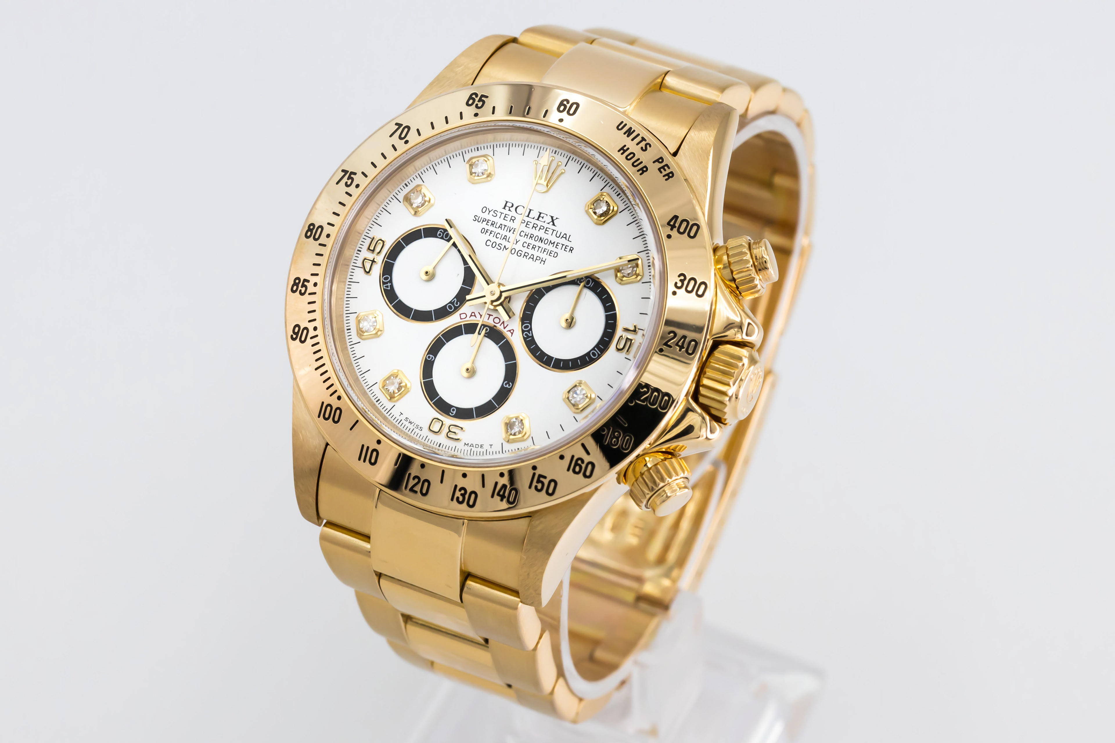 Rolex Daytona Yellow Gold White Dial watch