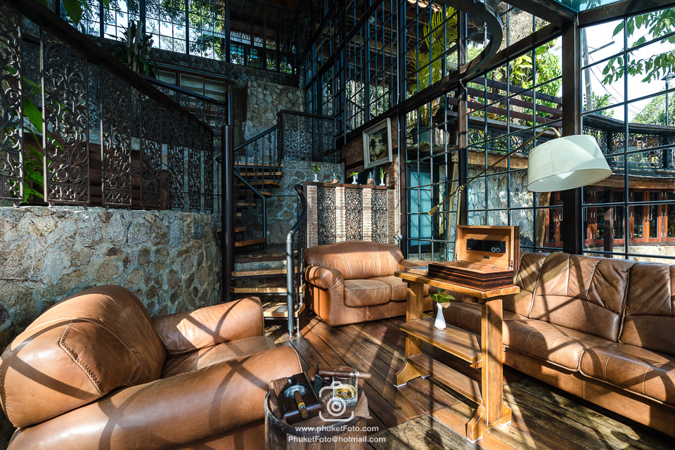 ถ่ายภาพบรรยากาศร้านอาหาร ลงสื่อโฆษณา Social Media By PhuketFoto.com - ช่างภาพภูเก็ต
