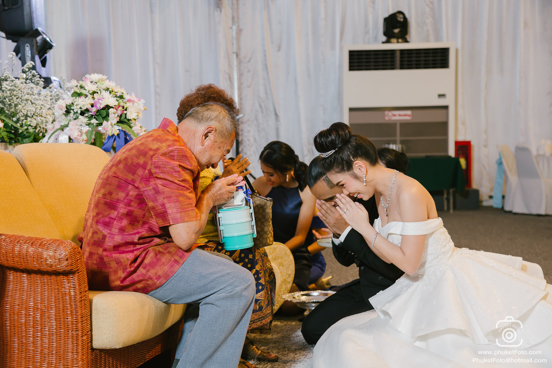 weddingphuket,phuketphotographer,thaiwedding ,wedding,ceremony,ช่างภาพภูเก็ต #ช่างภาพแต่งงานภูเก็ต ,ช่างภาพแต่งงาน ,รับถ่ายรูปภูเก็ต ,ช่างภาพพังงา ,ช่างภาพงานแต่งงานพังงา ,ช่างภาพอีเว้นท์ ,phuketeventphotographer ,phuketevent,eventphotographer ,beachwedding,phuket ,phuketwedding,photographerphuket ,krabiphotographer,photographerkrabi ,weddingphotographerthailand ,thailandphotographer,weddingday ,thailandwedding