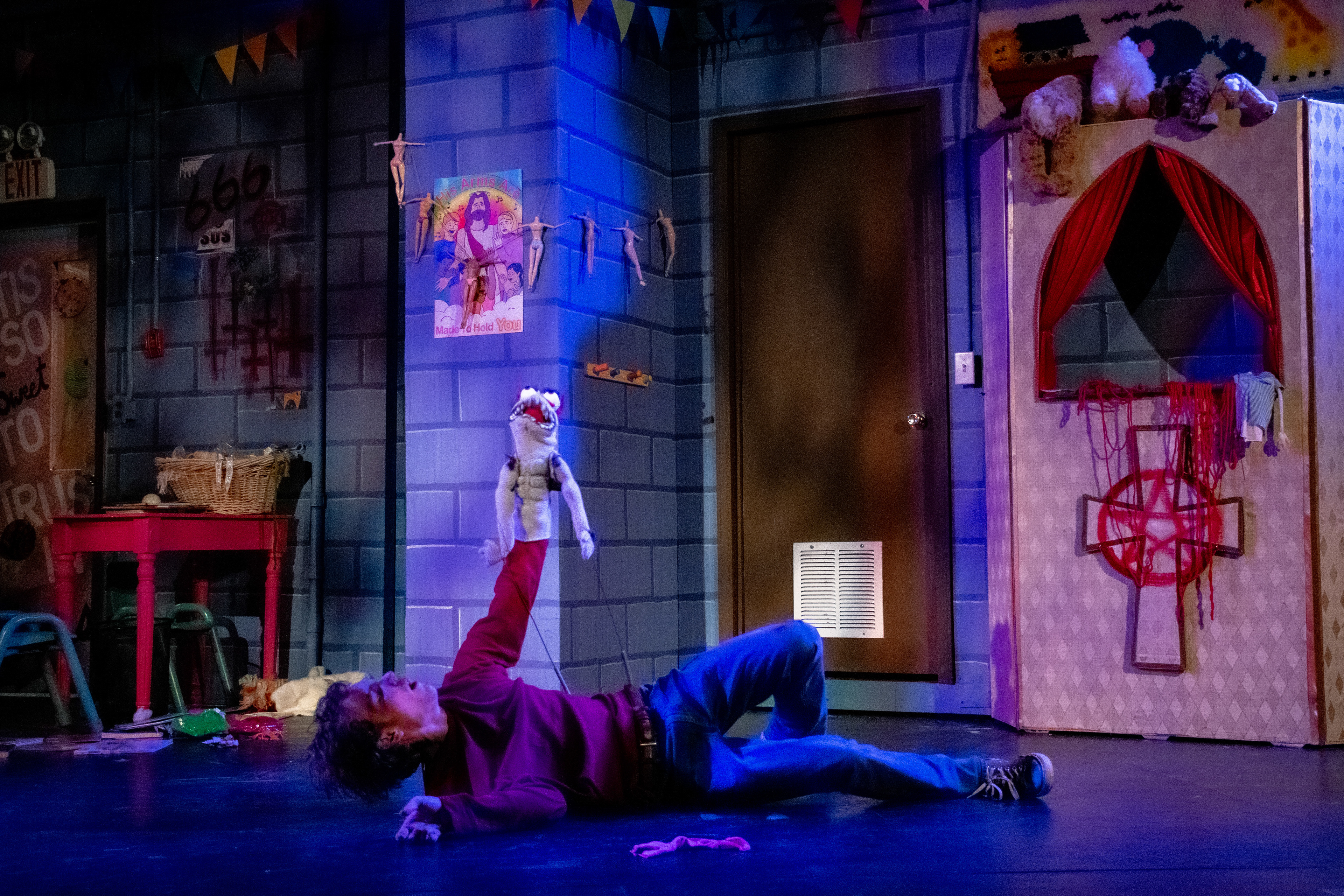 Jesus Poster & Puppet Theater, Hand to God