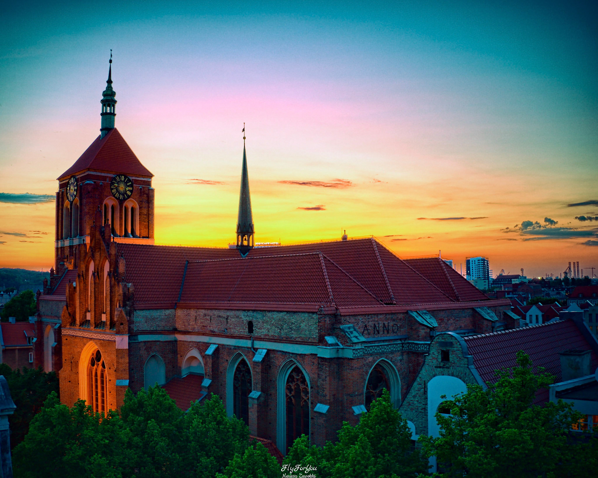 Centrum Św. Jana w Gdańsku, Śródmieście