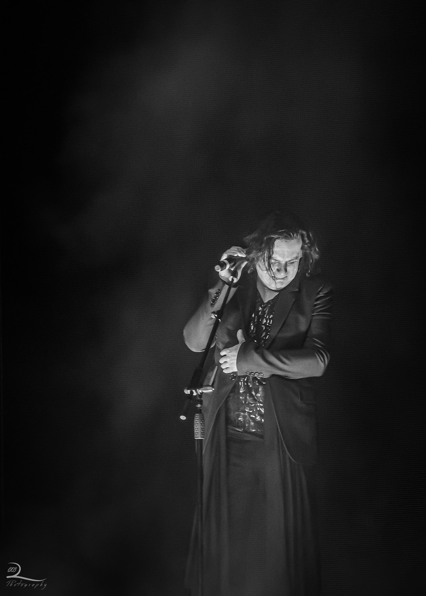 Marillion Vrijdag: The King of Sunset Town, The Bell in the Sea, The Uninvited Guest, Seasons End, Splintering Heart, This Town, The Rakes Progress, 100 Nights, Holidays in Eden, Dry Land (How We Live cover), Cover My Eyes (Pain and Heaven), Bridge, Living With the Big Lie, Runaway, Hollow Man, Brave, Gazpacho, Cannibal Surf Babe, King