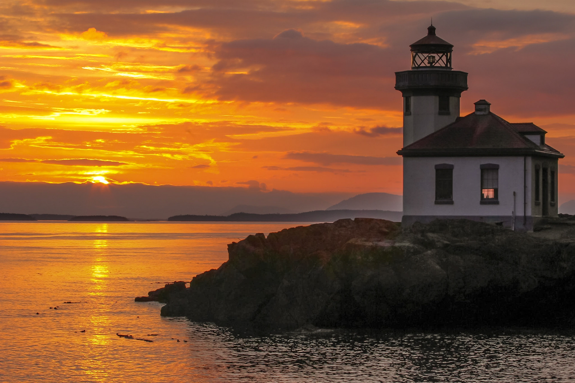 Light Tower 
