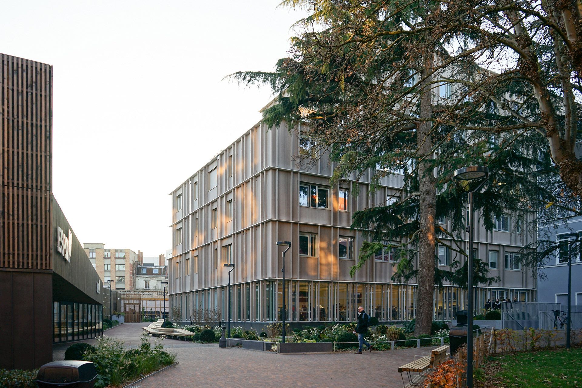 WONK ARCHITECTES CAMPUS SAINT RAPHAEL, LILLE