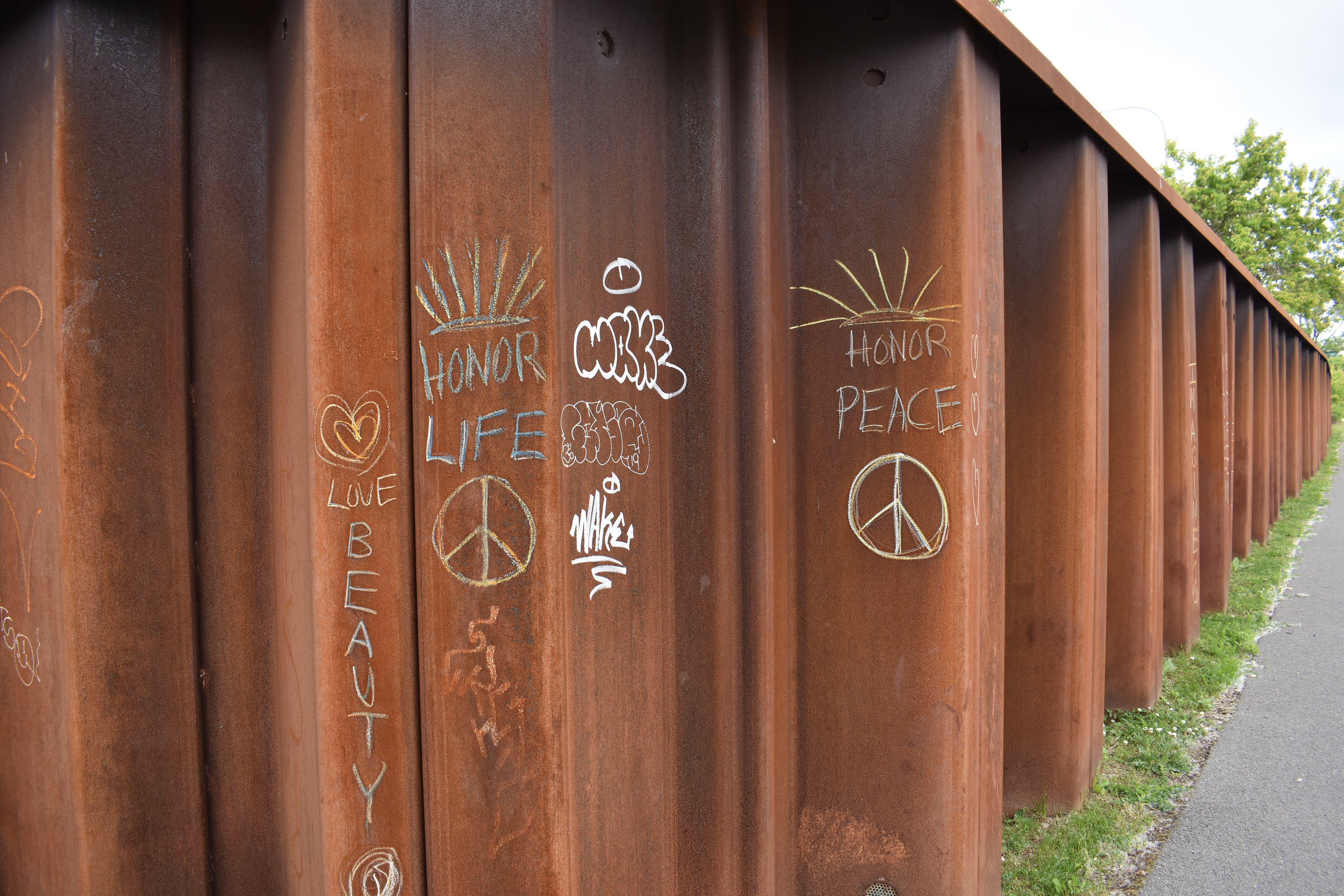 Art near Destiny USA