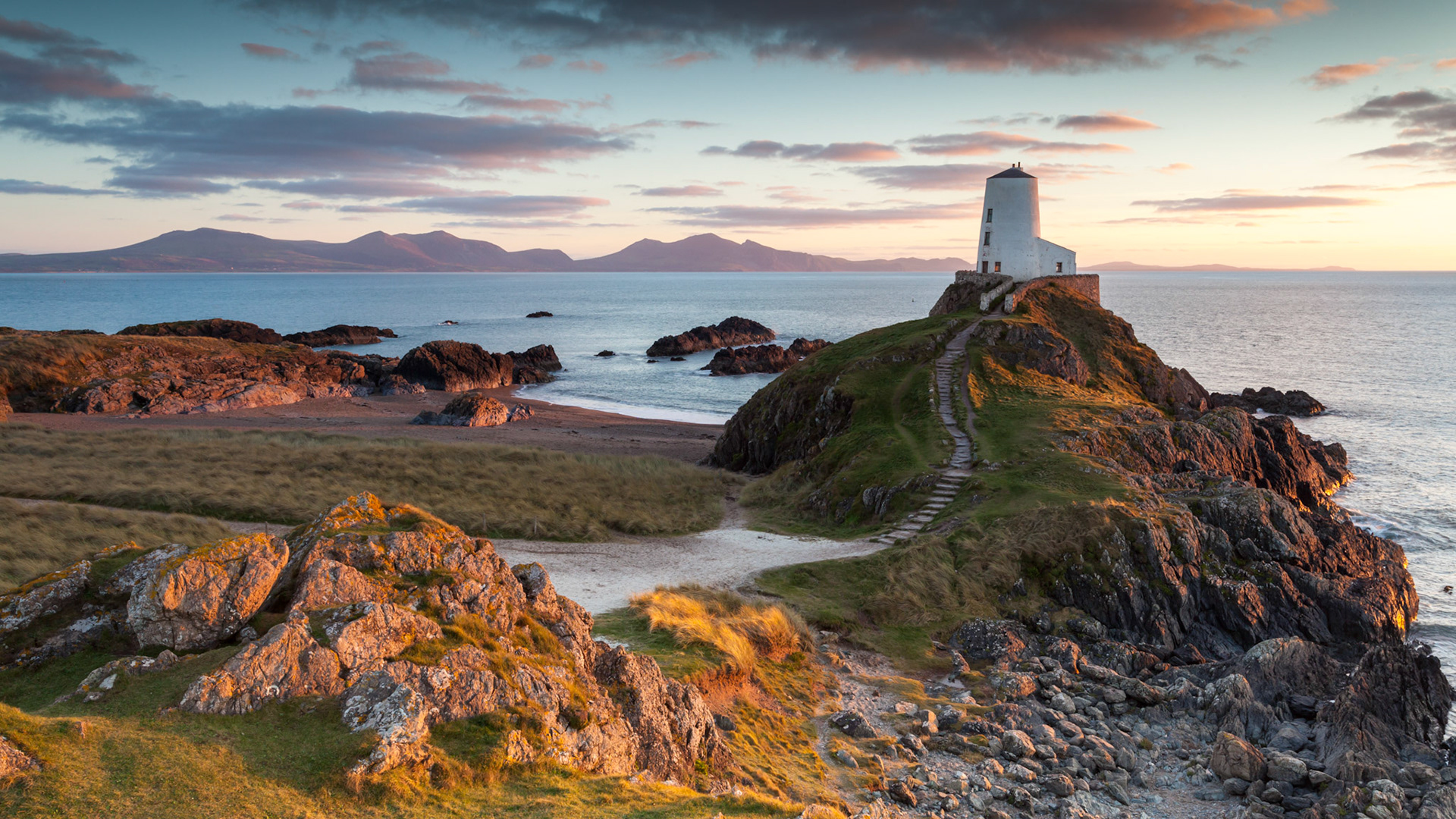 Llanwddyn Island at sunset, Autumn, Anglesey, Wales, UK