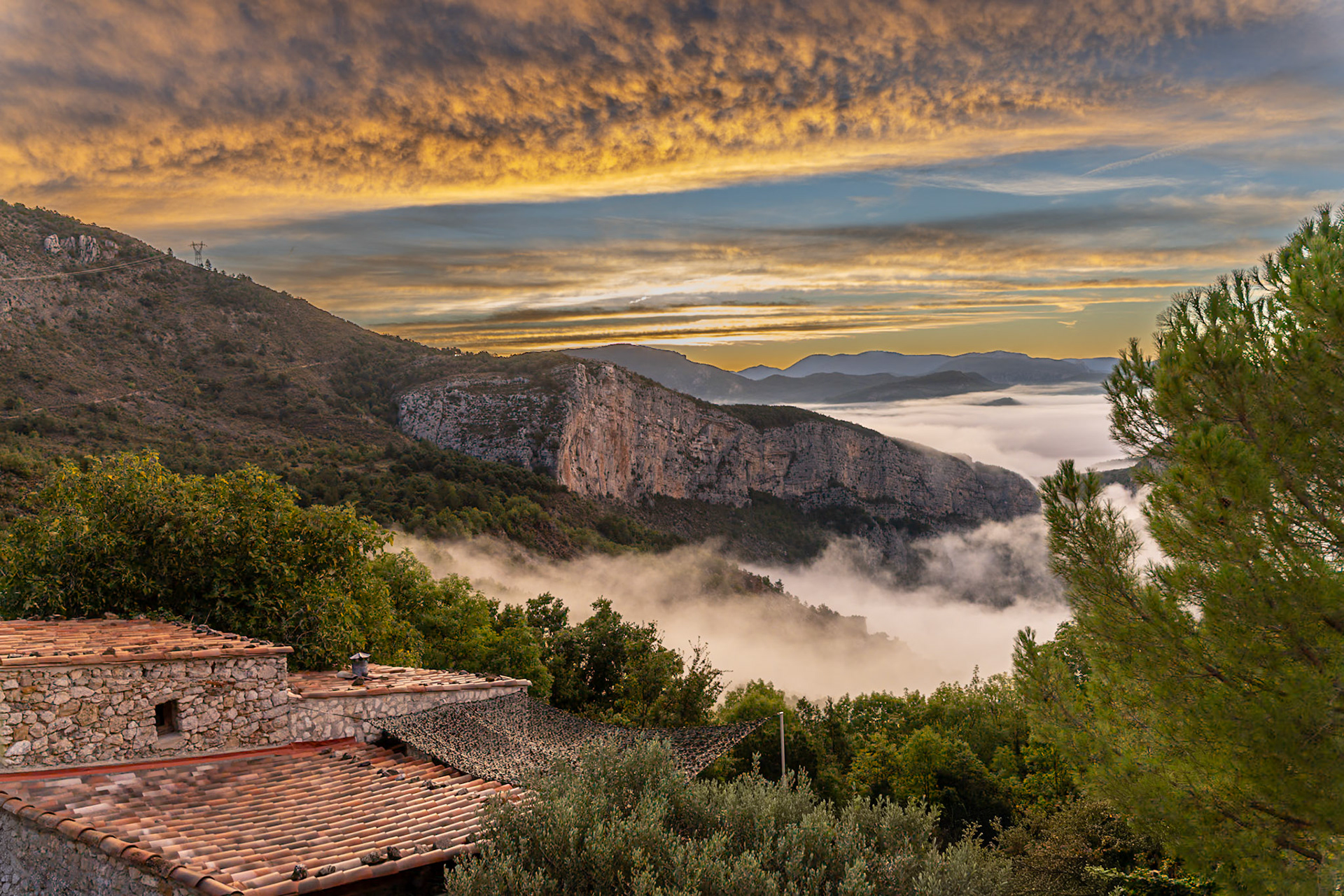 Lever de soleil Rougon