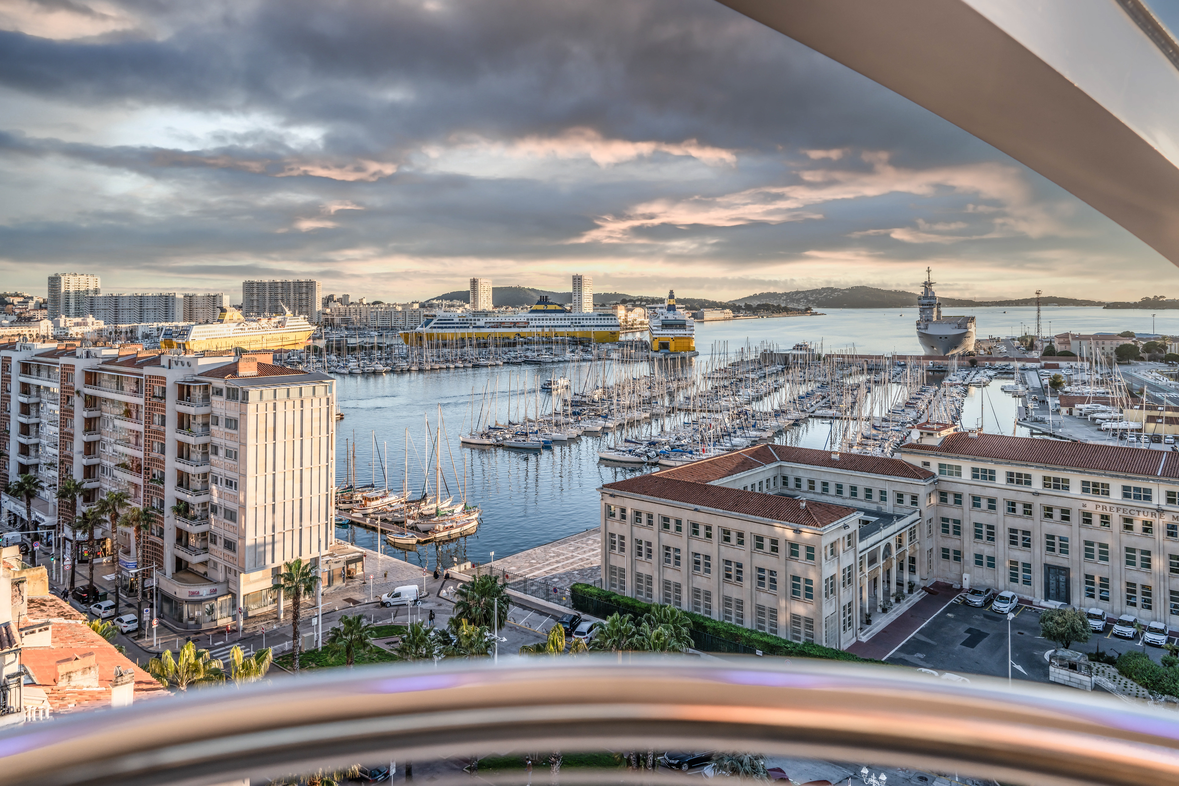 Le port vu de la Roue