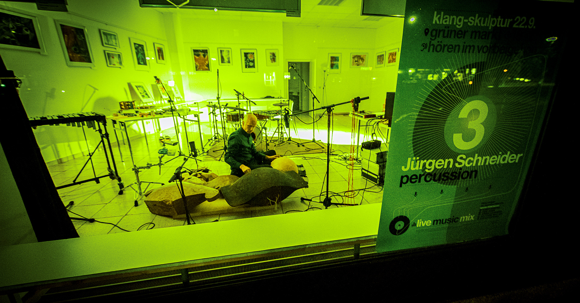Jürgen Schneider — Percussion