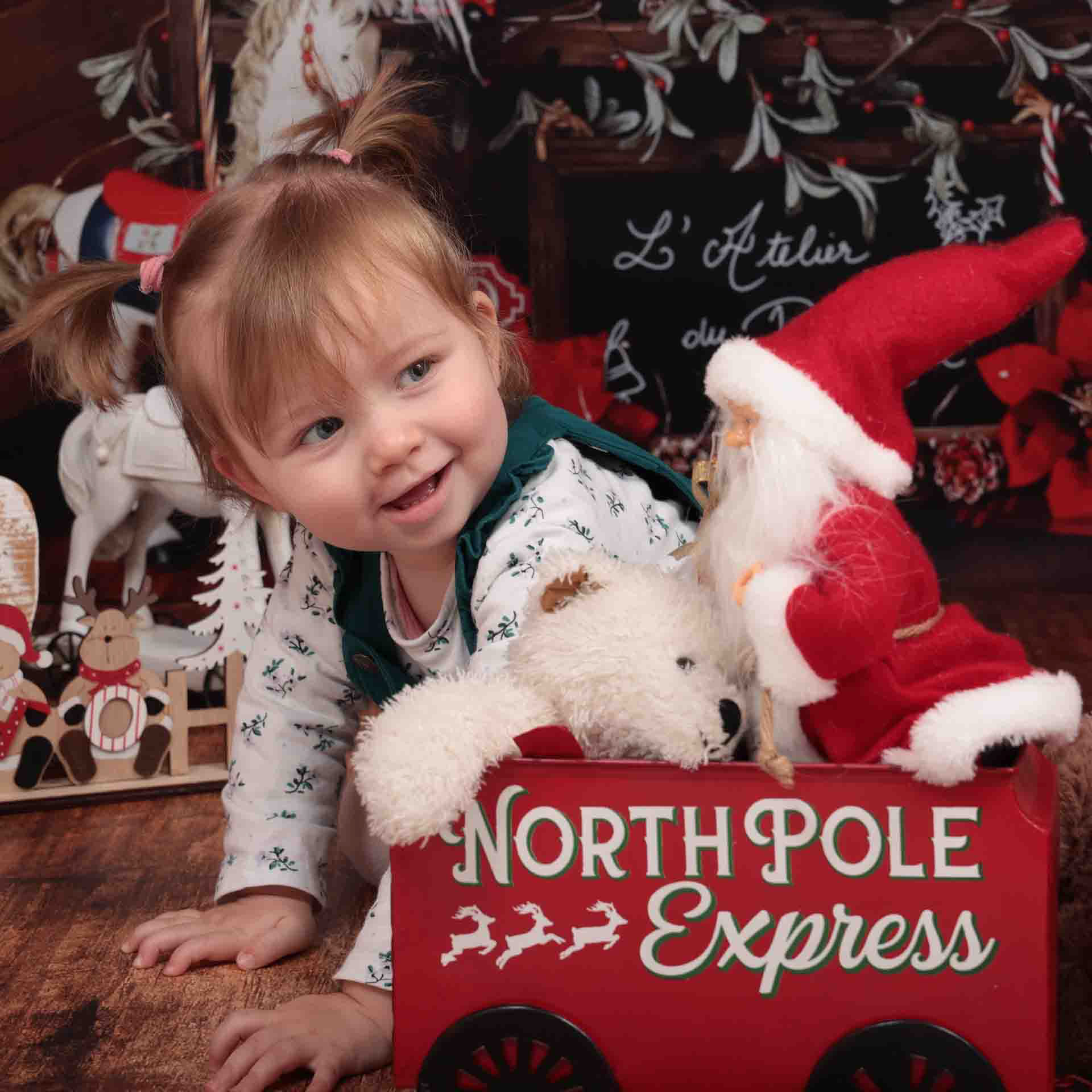 Séance photo noël Le Mans par photographe noël Sarthe