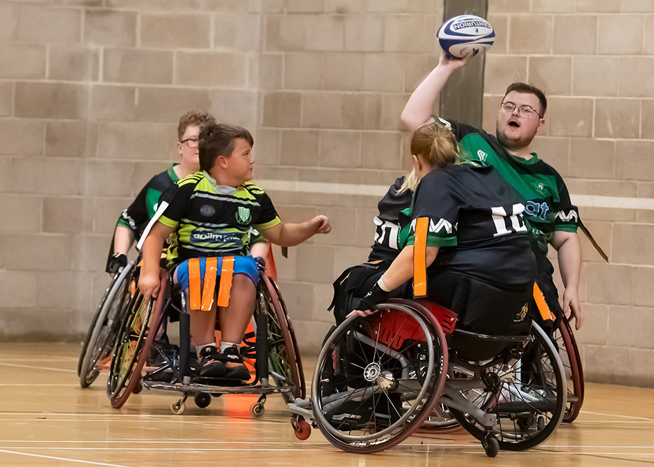 858