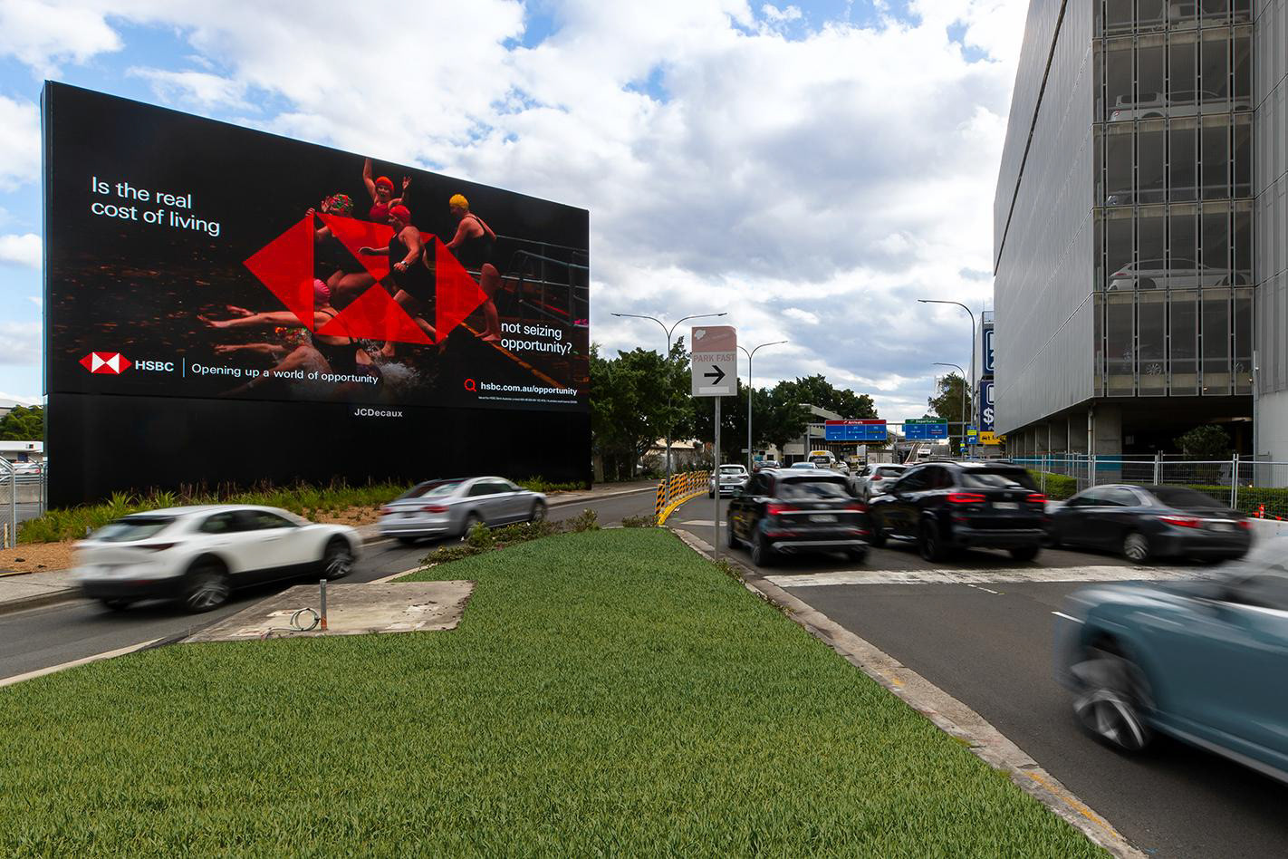 JCDecaux Sydney Airport, NSW / 10mm, 19.84mW x 9.92mH