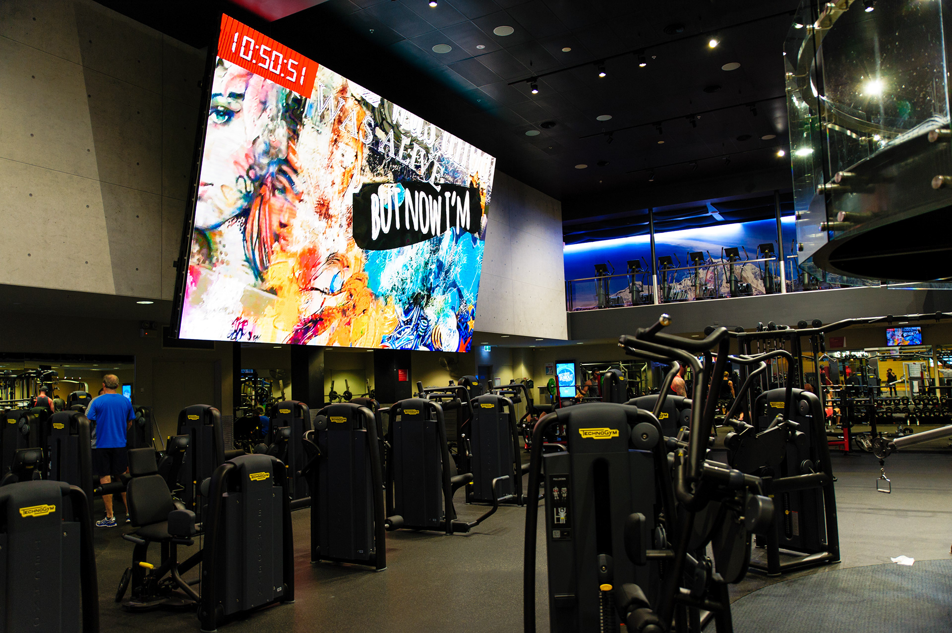Fitness First Bond St / 2.5mm, 8mW x 4.5mH