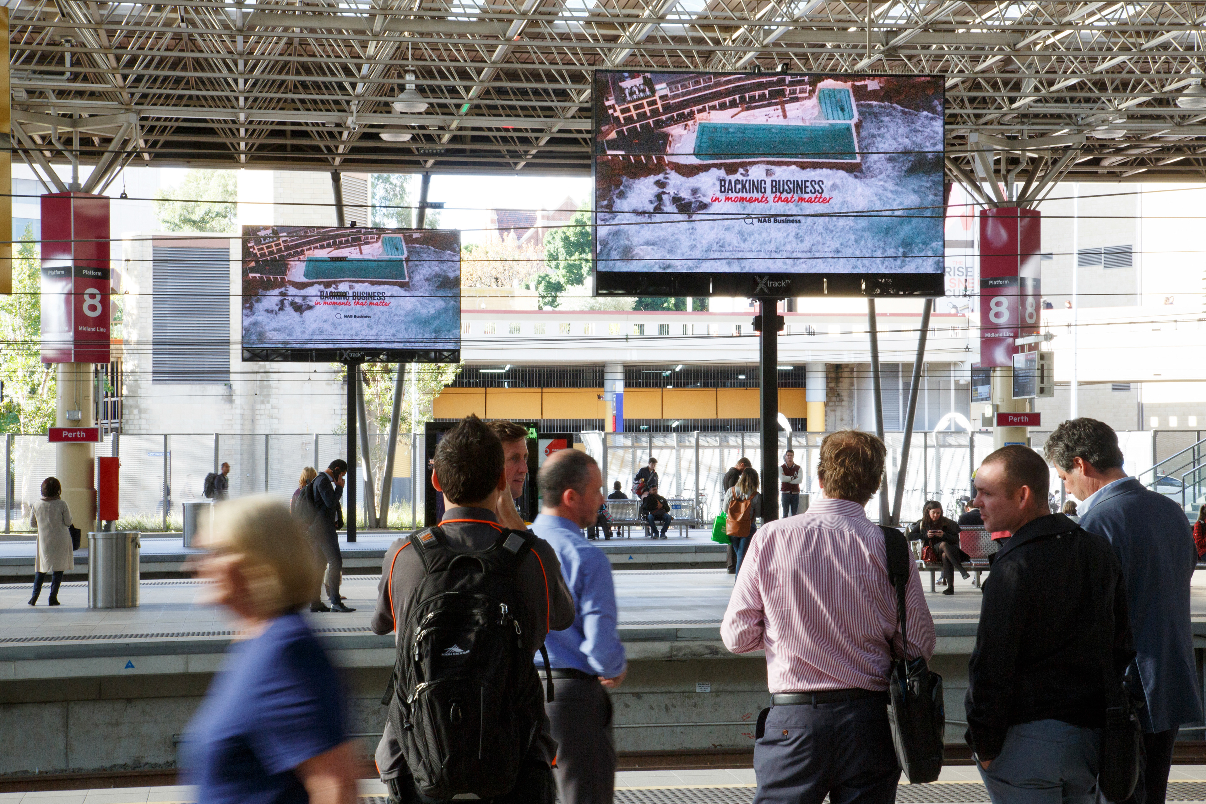 JCDecaux Perth Central Station / 5.2mm, 4.5mW x 2.5mH