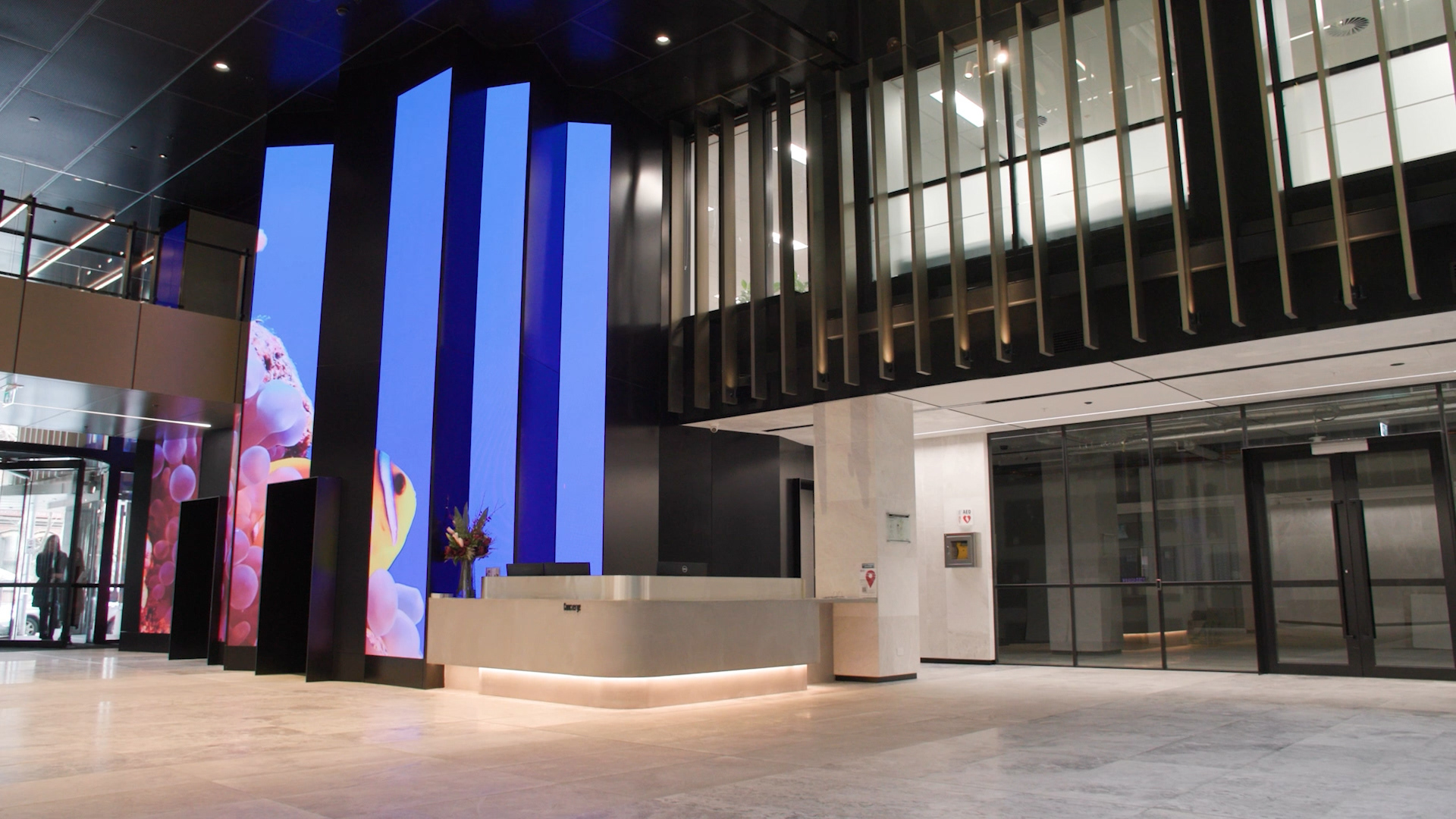 628 Bourke St / 2.5mm Epoxy Pillars