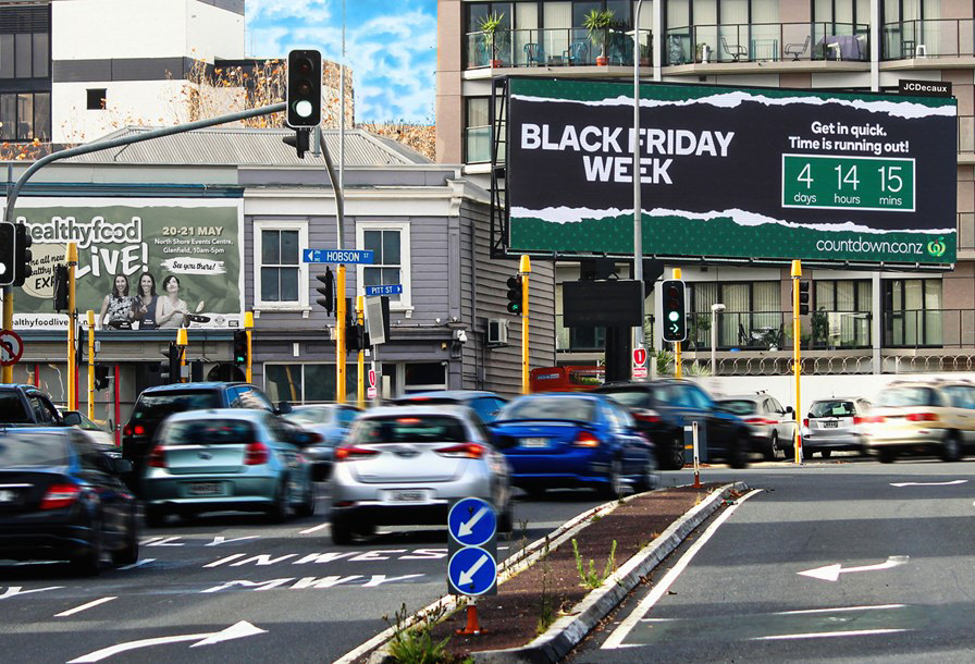 JCDecaux Pitt St, Auckland / 10mm, 11.84mH x 3.84mH