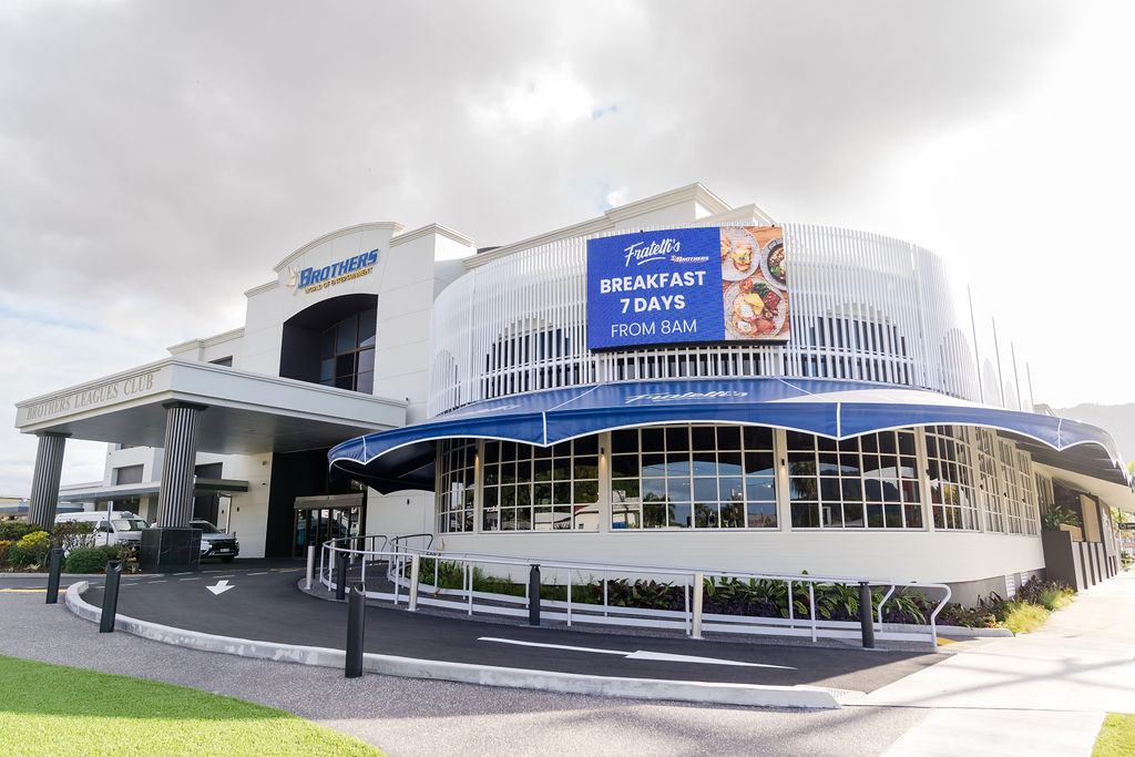 Brothers Cairns / 10mm, 3.84mW x 2.24mH