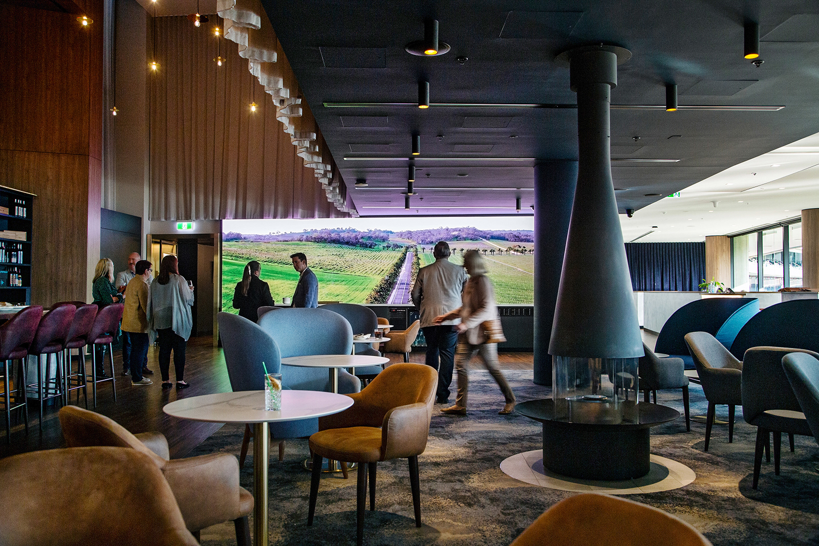 Bespoke (Adelaide Oval), SA / 2.5mm, 8.4mW x 2.72mH