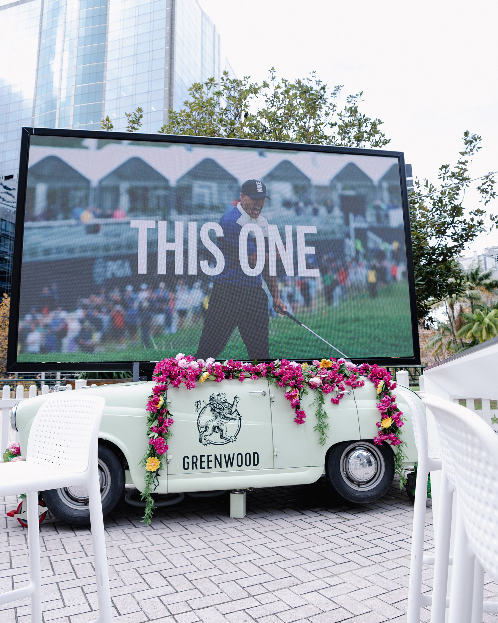 Greenwood Hotel / 3.9mm 3.5mW x 2mH / Outdoor