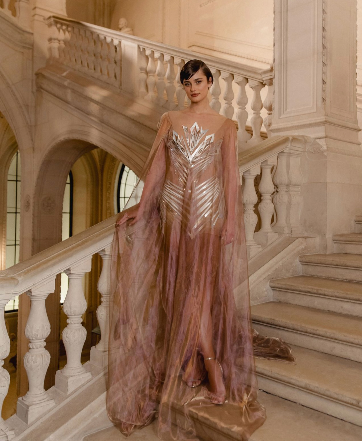 Taylor Hill elevating the ‘Uchronia’ look.
