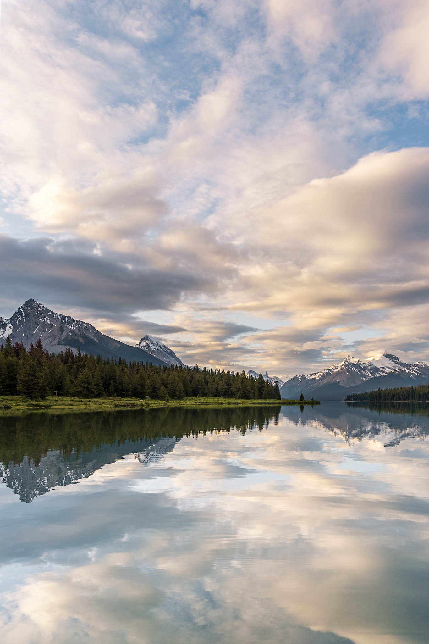 A1046-Maligne Reflection #2, Maligne Lake, Jasper, Alberta, Canada, 2019