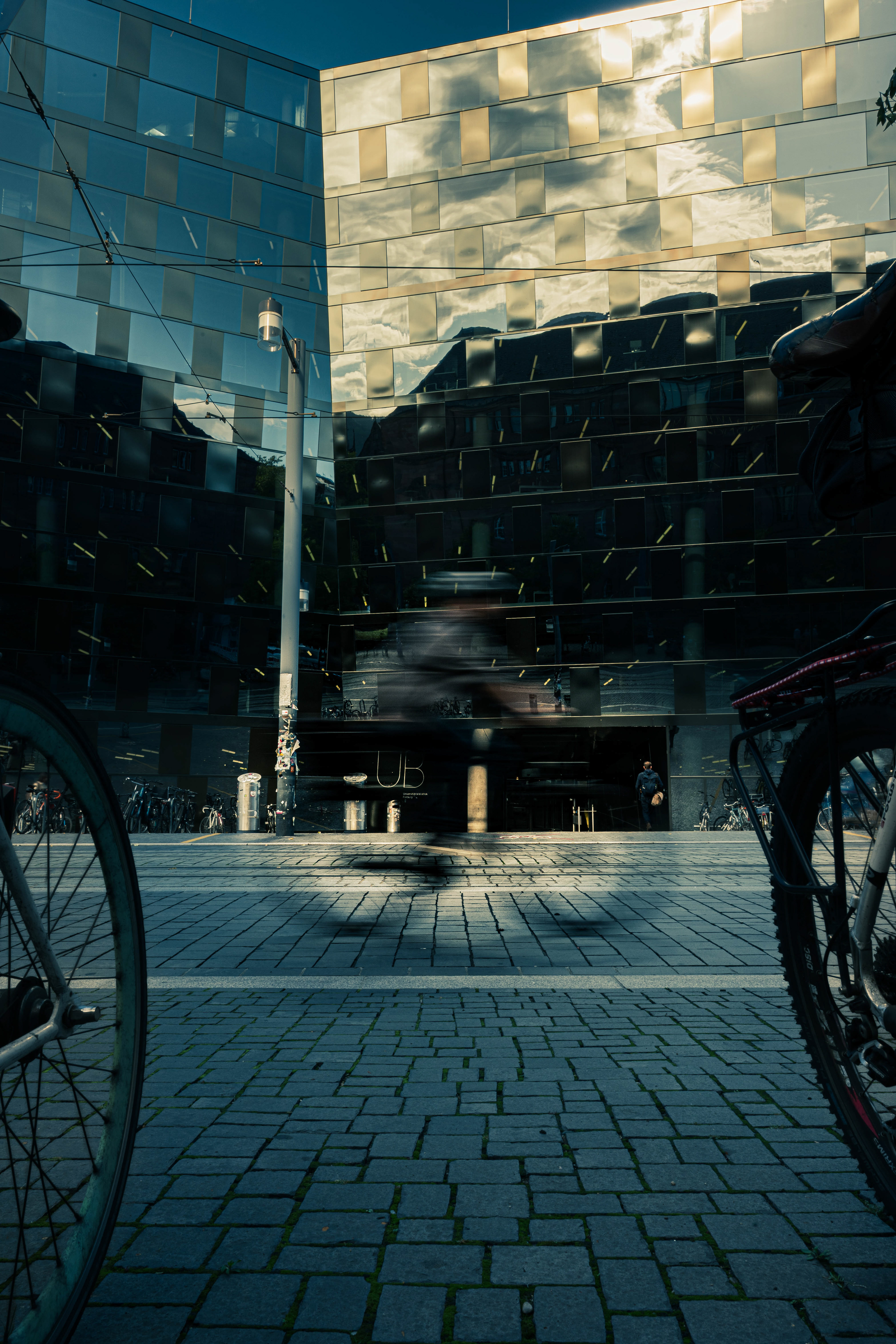 (c) Crédits Ju Walspeck | instant(s)