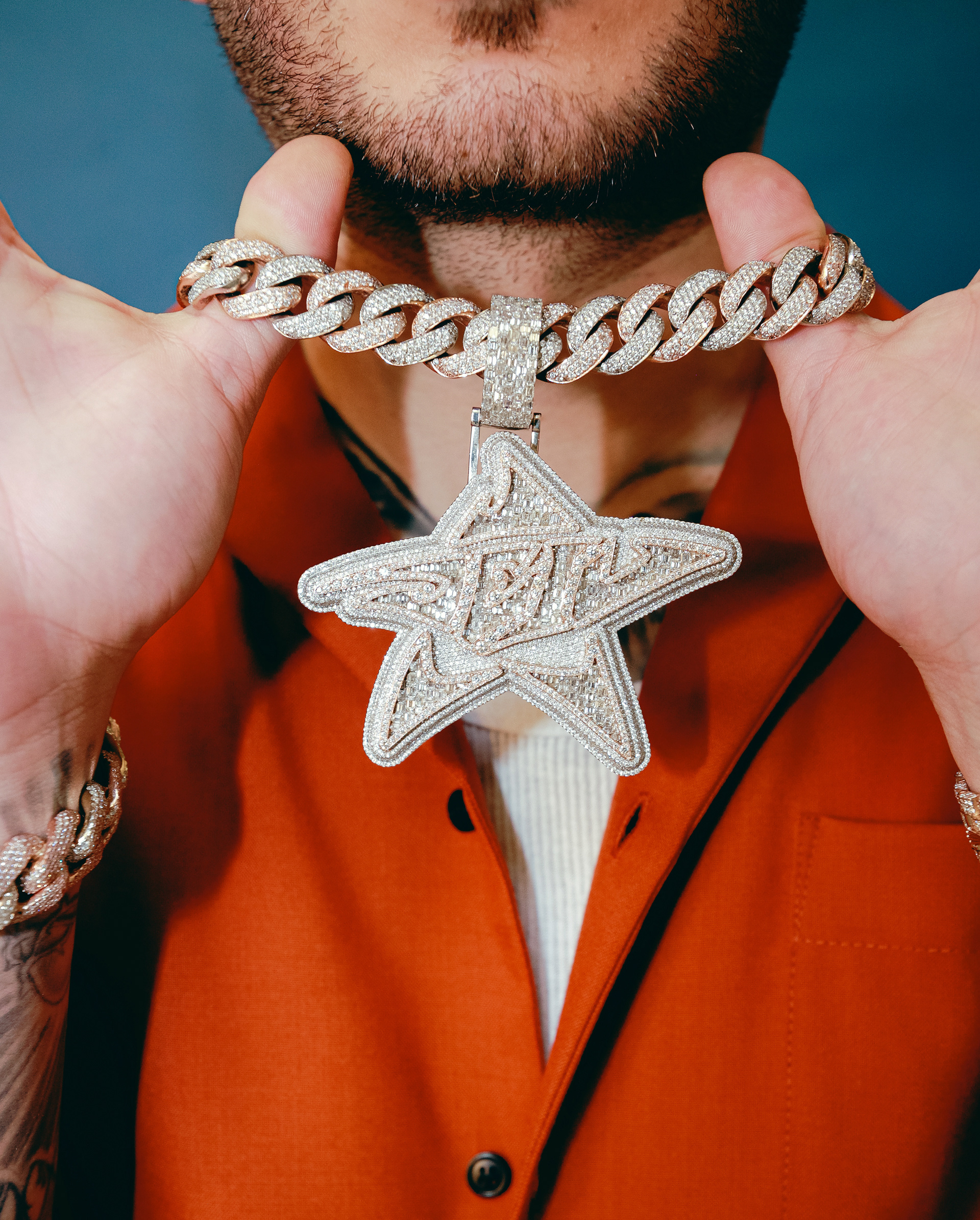 Dei V | Press Photos