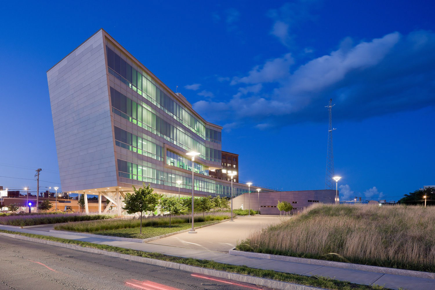 SYRACUSE CENTER FOR EXCELLENCE