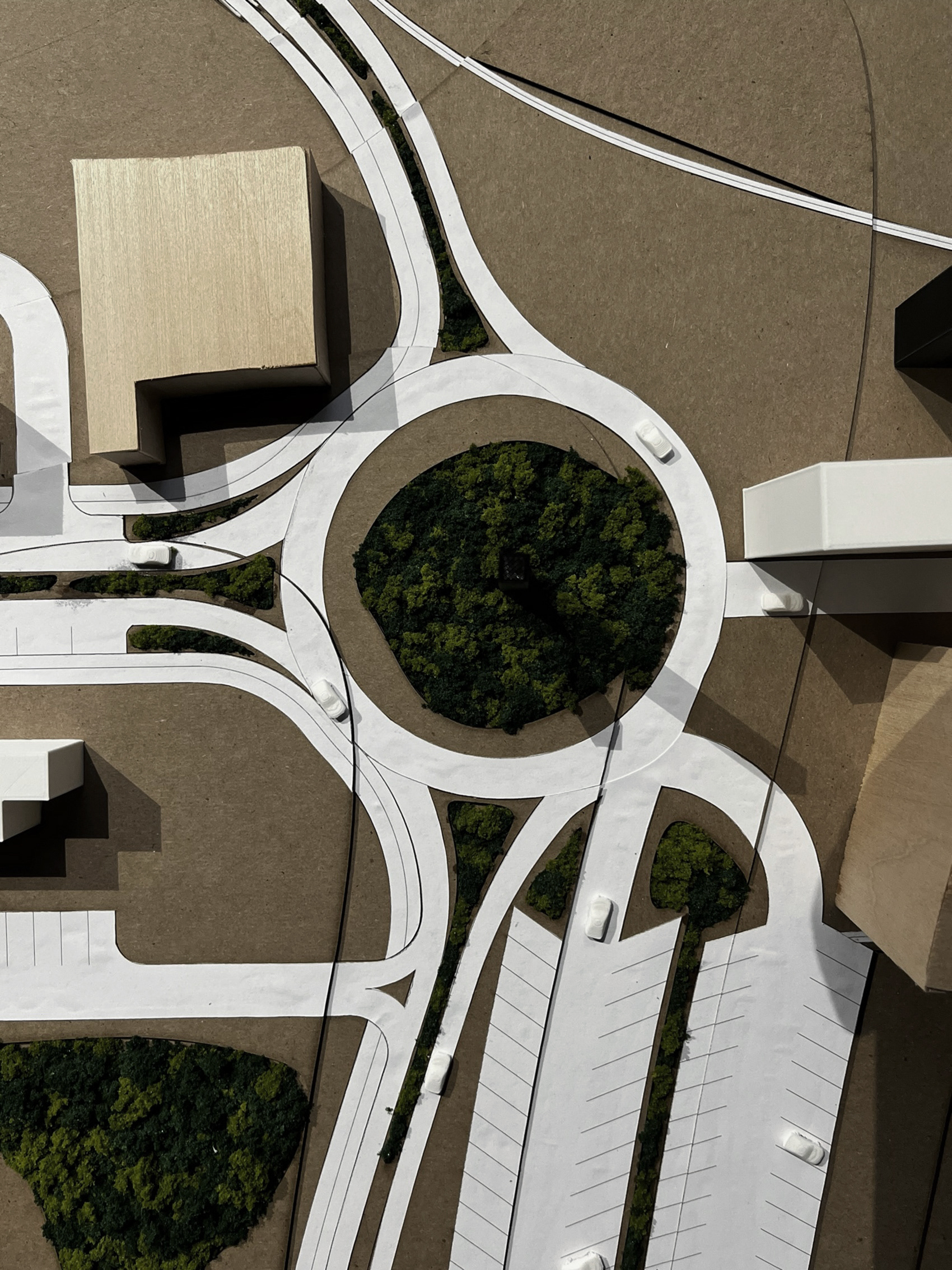 ROUNDABOUT