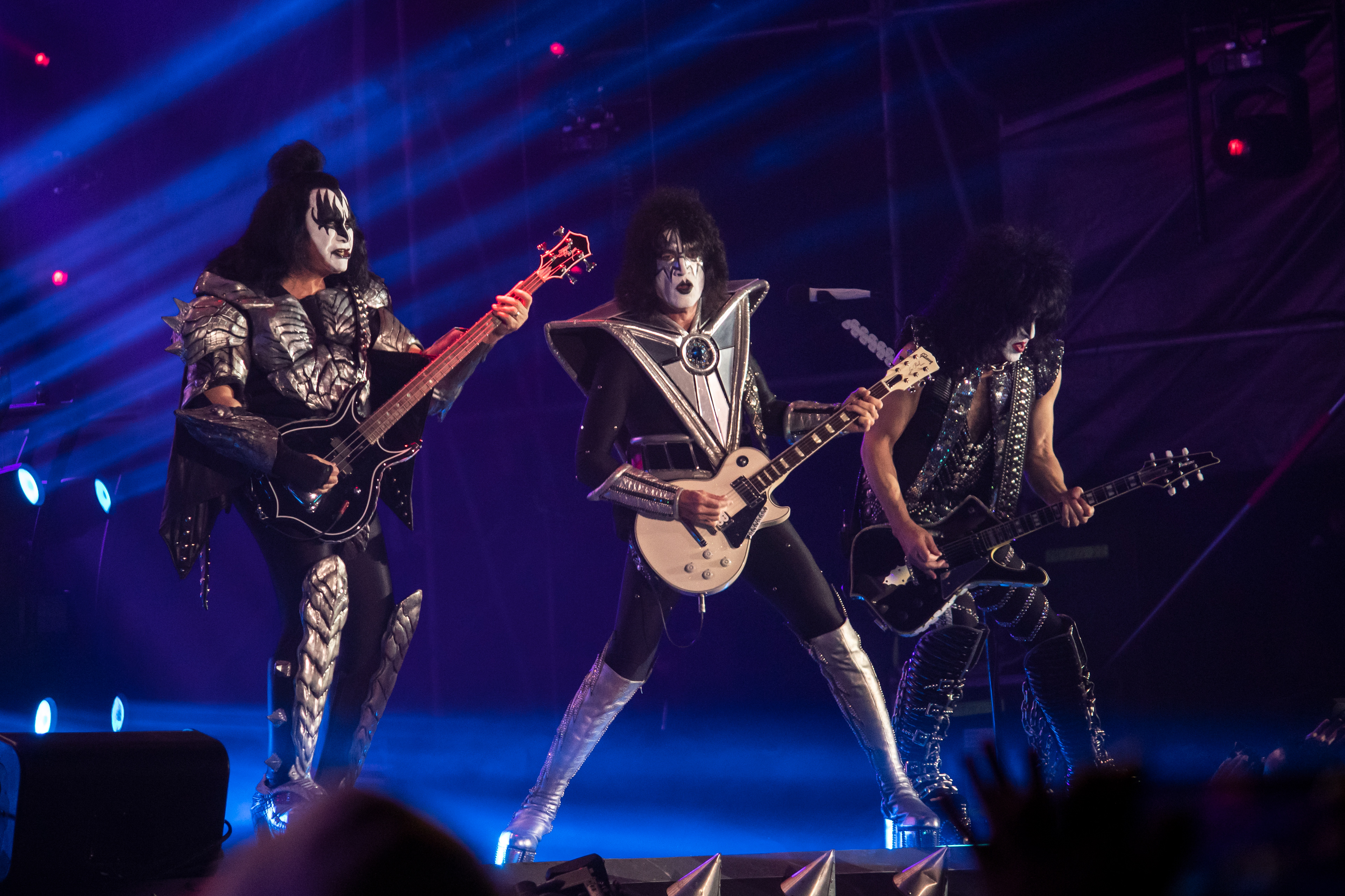 Kiss