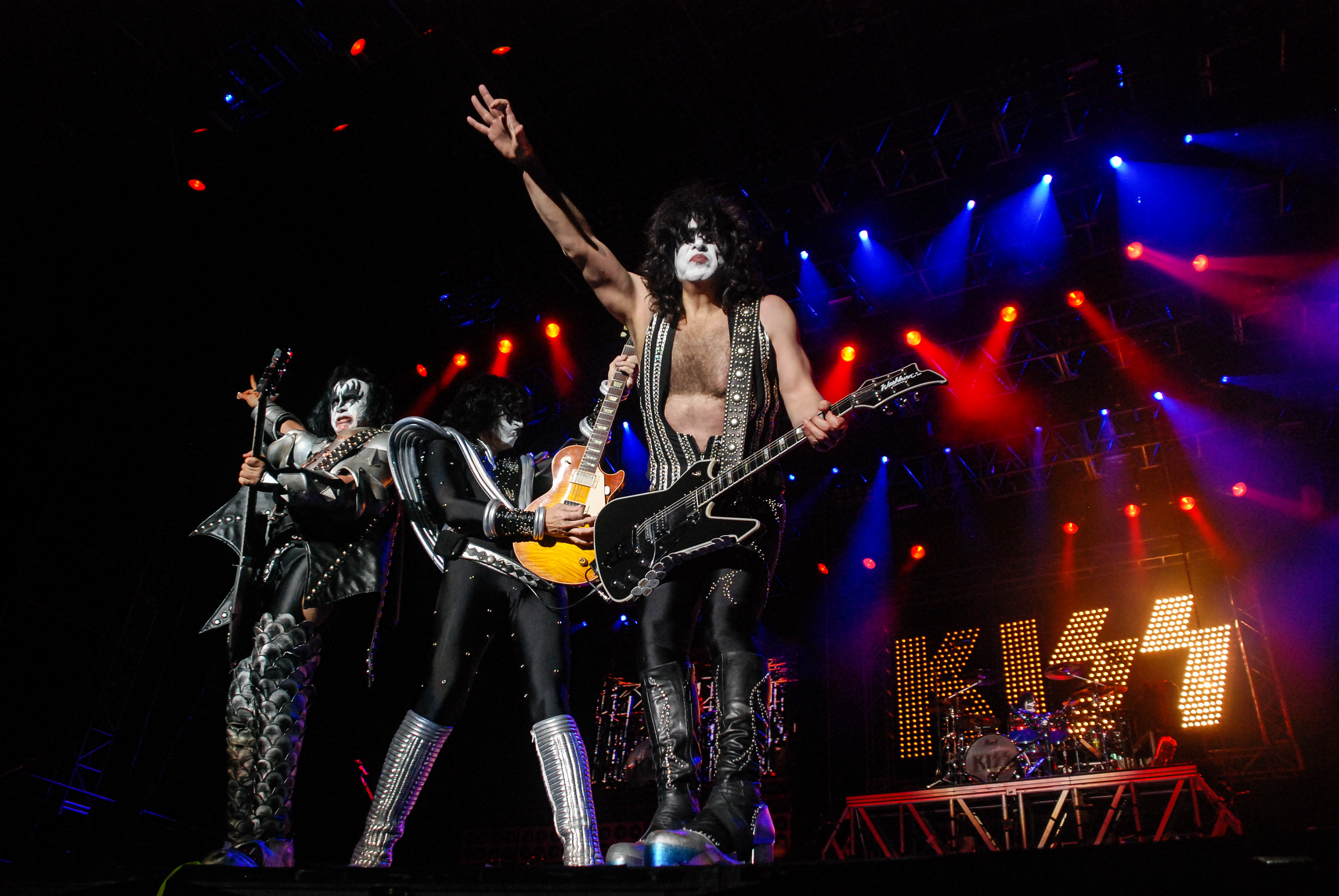 KISS