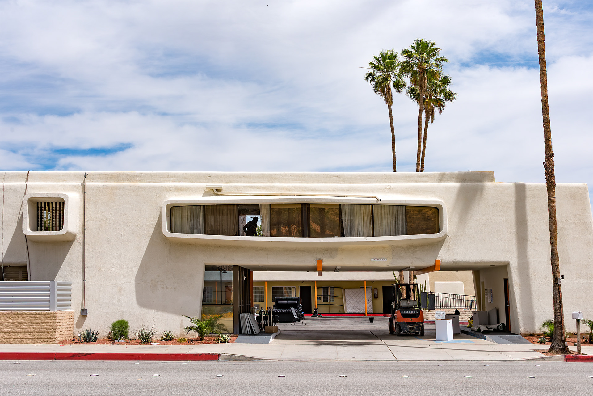 4/17/2017 - Palm Springs - Musicland Hotel designed by Hugh Kaptur and built in 1967