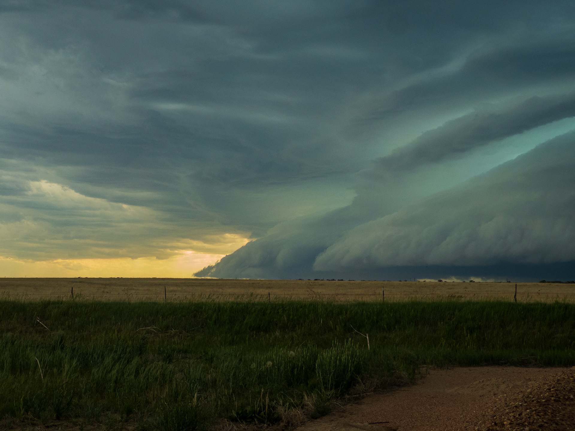 Woodrow, Colorado 4:04:00 PM MDT