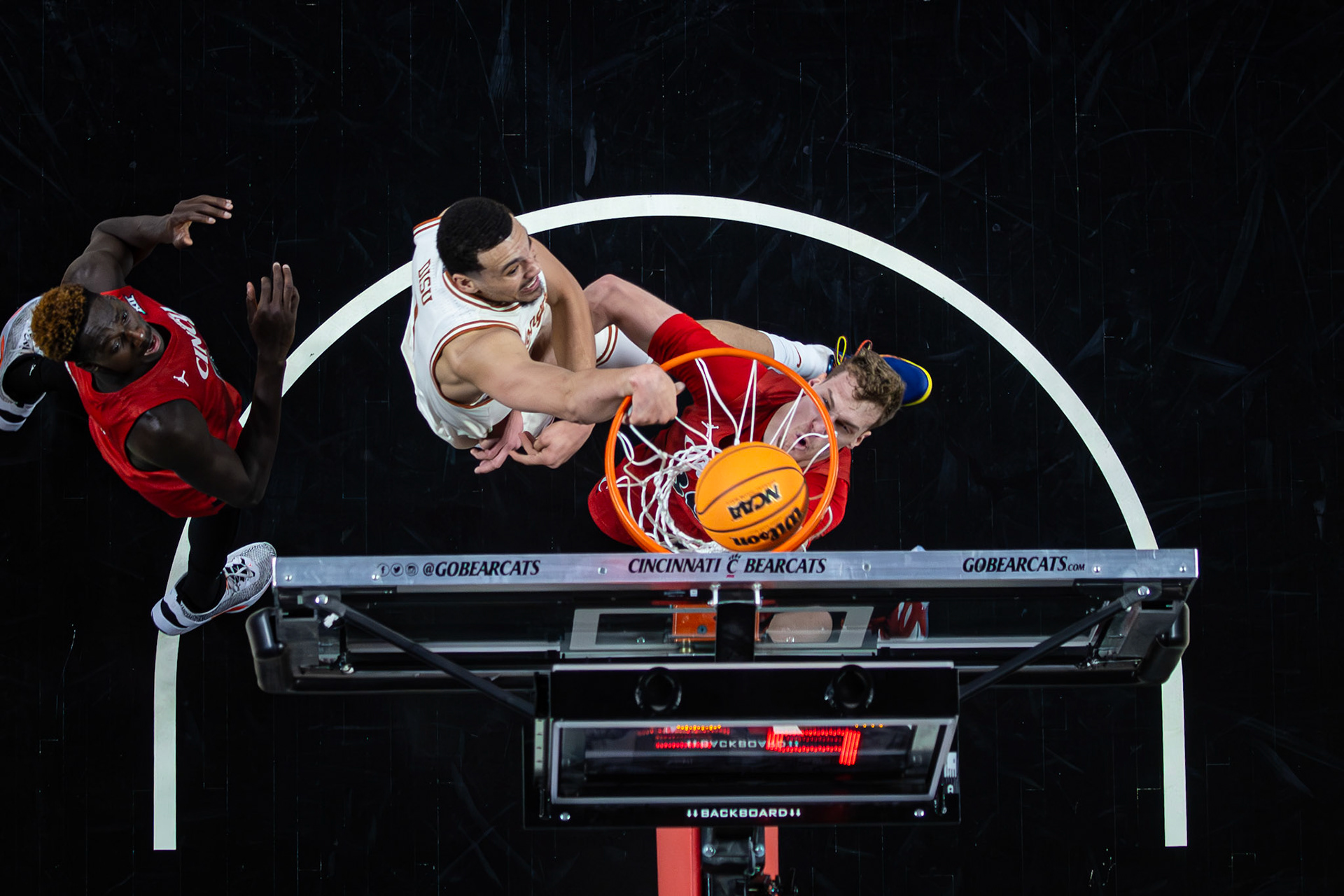 University of Cincinnati, Men's Basketball, 2024