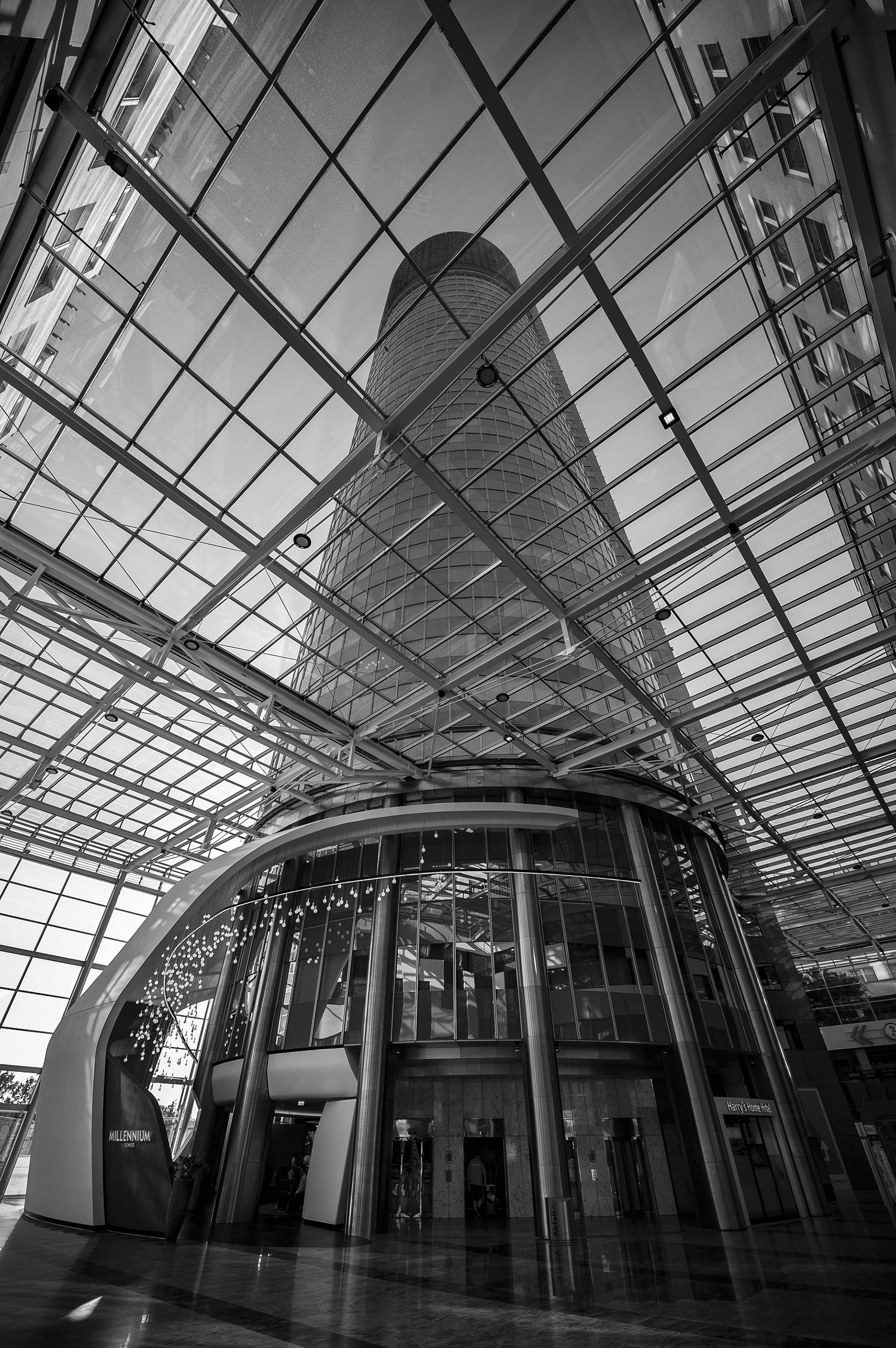 Millenniumstower@Milleniums City