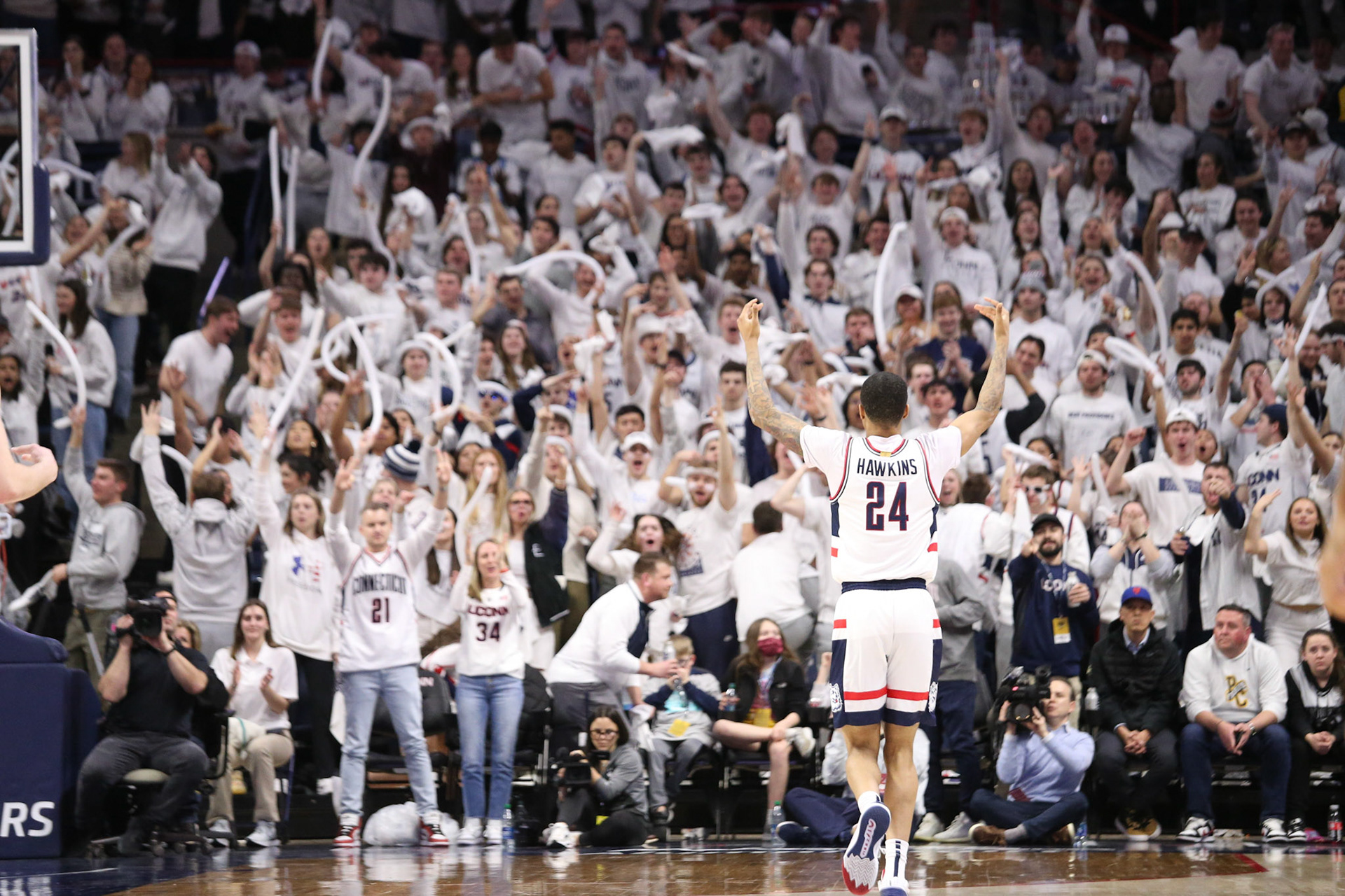 UConn Men's Basketball 'White Out' game