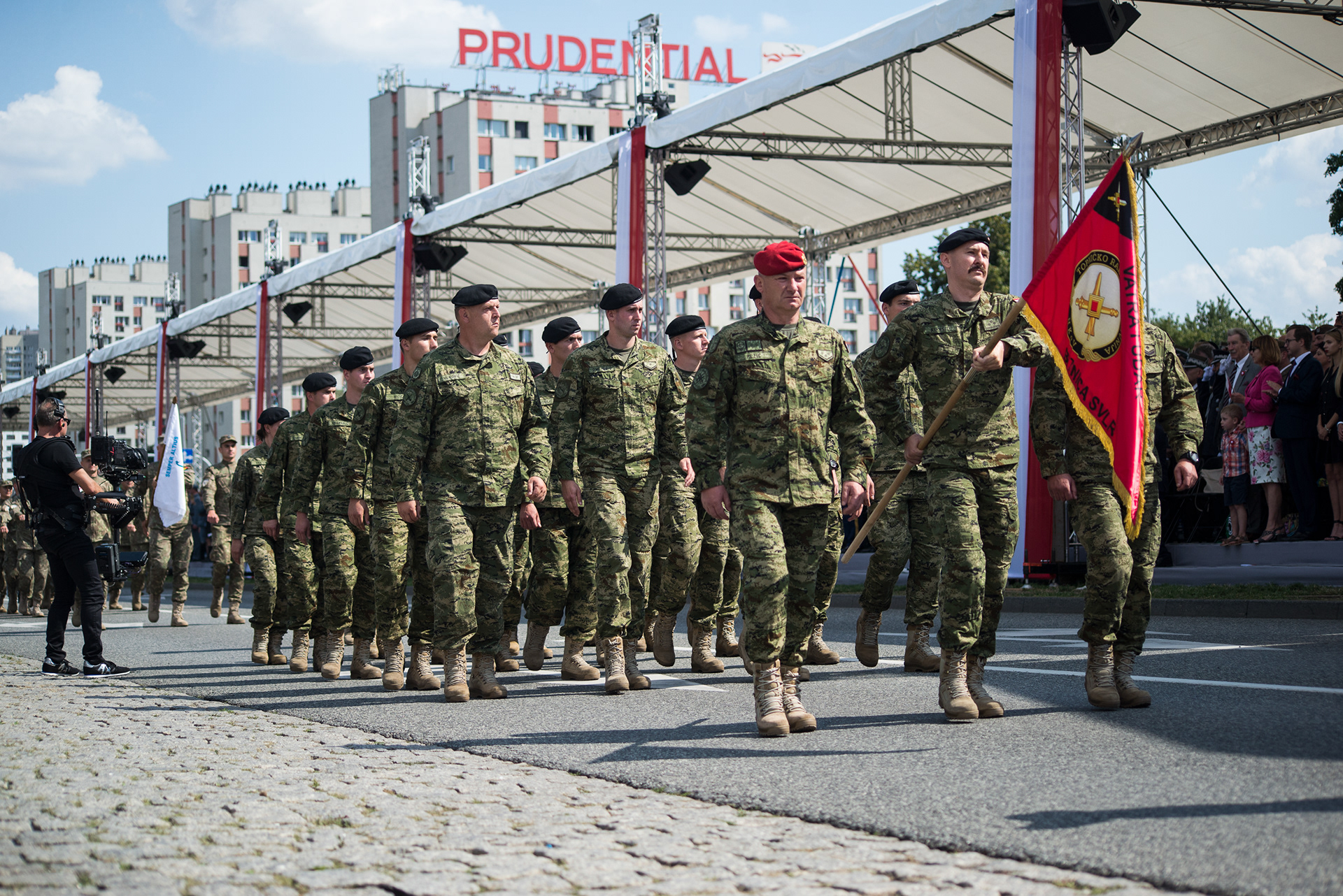 Defilada "Wierni Polsce"