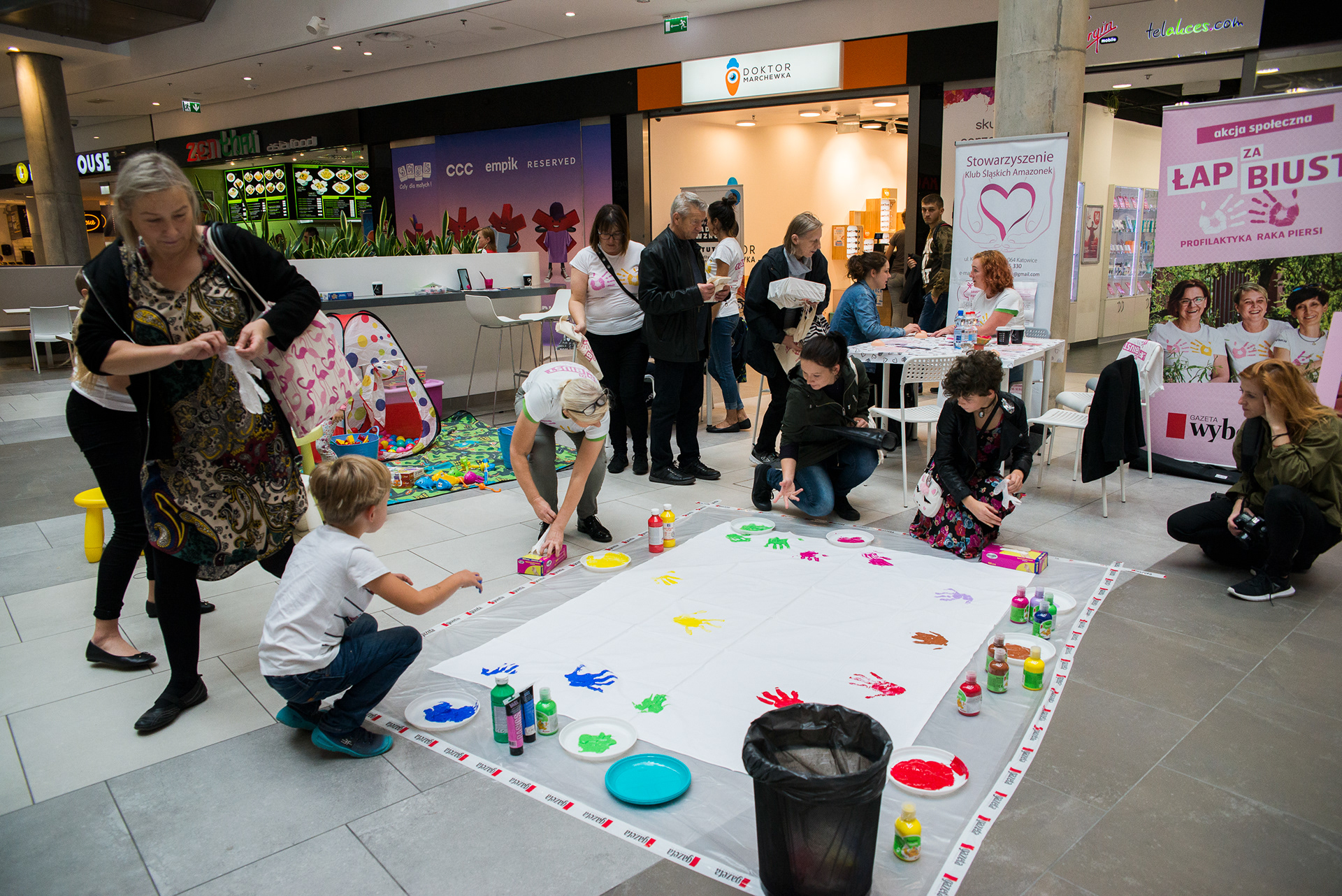 Akcja "Łap za biust"