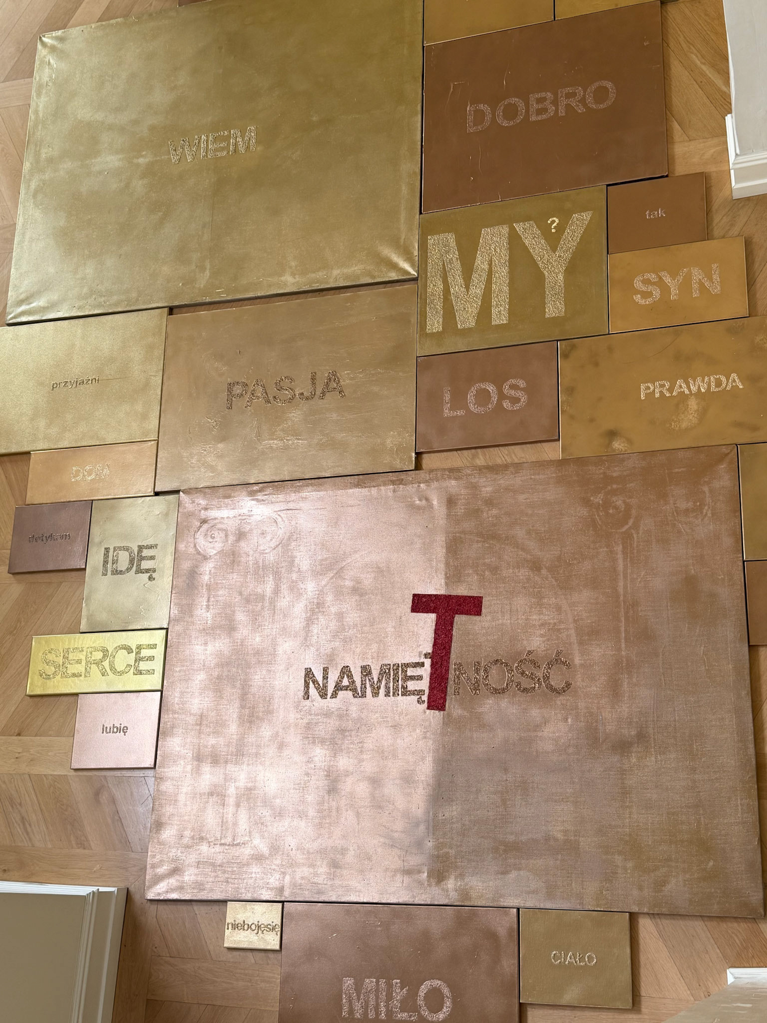 CYKL PATRZĘ SERCEM techniki mieszane 2025