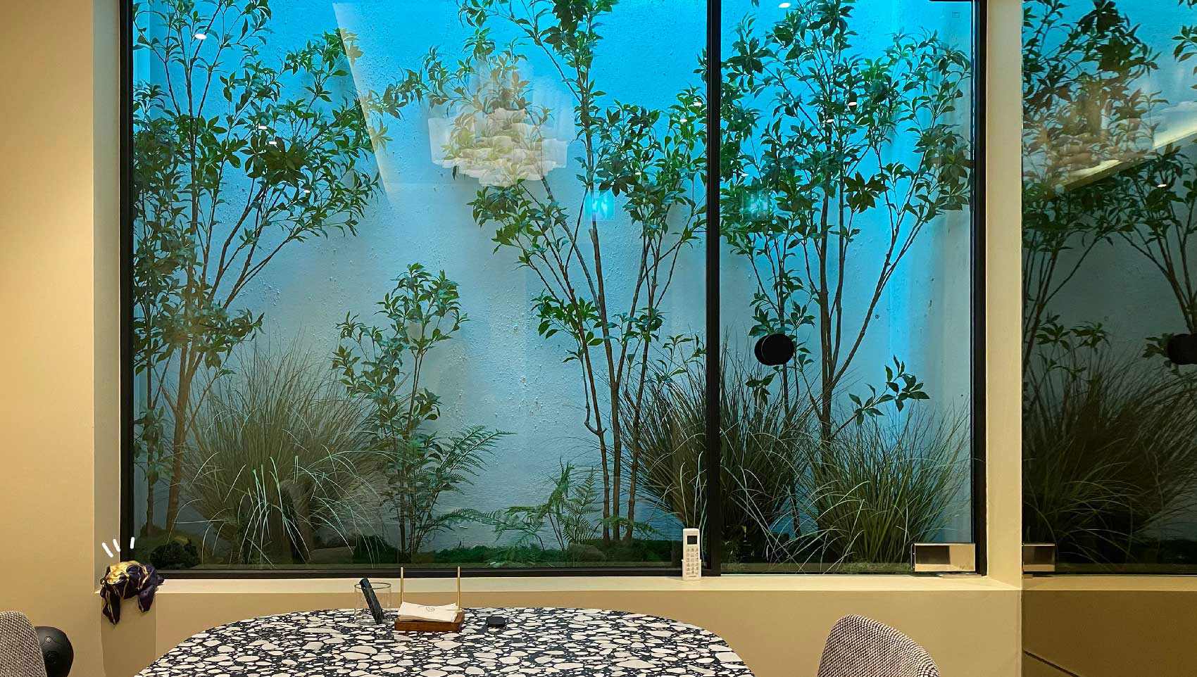 Golden lucky | mondaytosunday | 청담