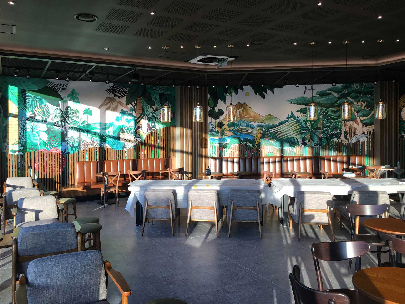 Starbucks | 서산 예천