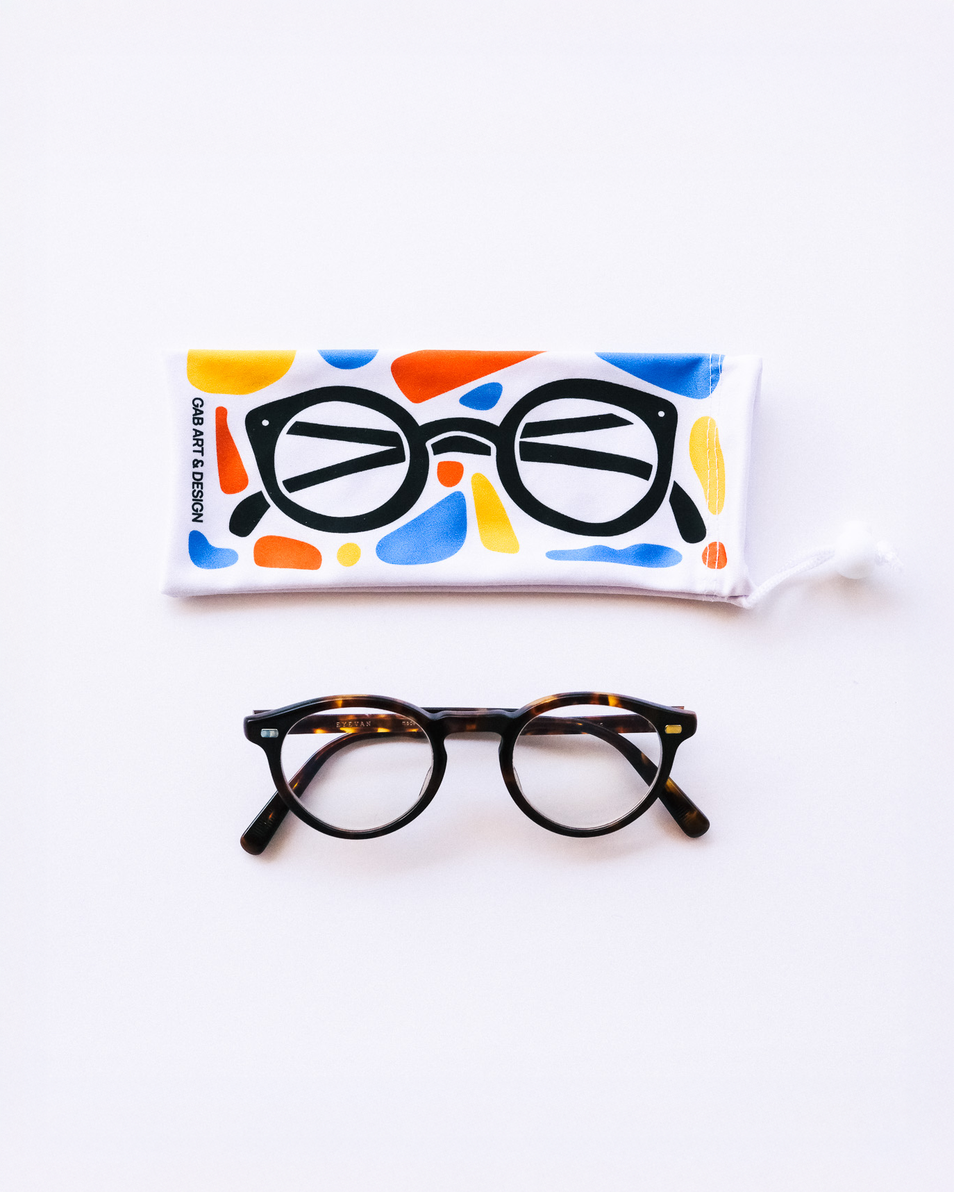 Custom eyeglass case design for Urban Eyecare