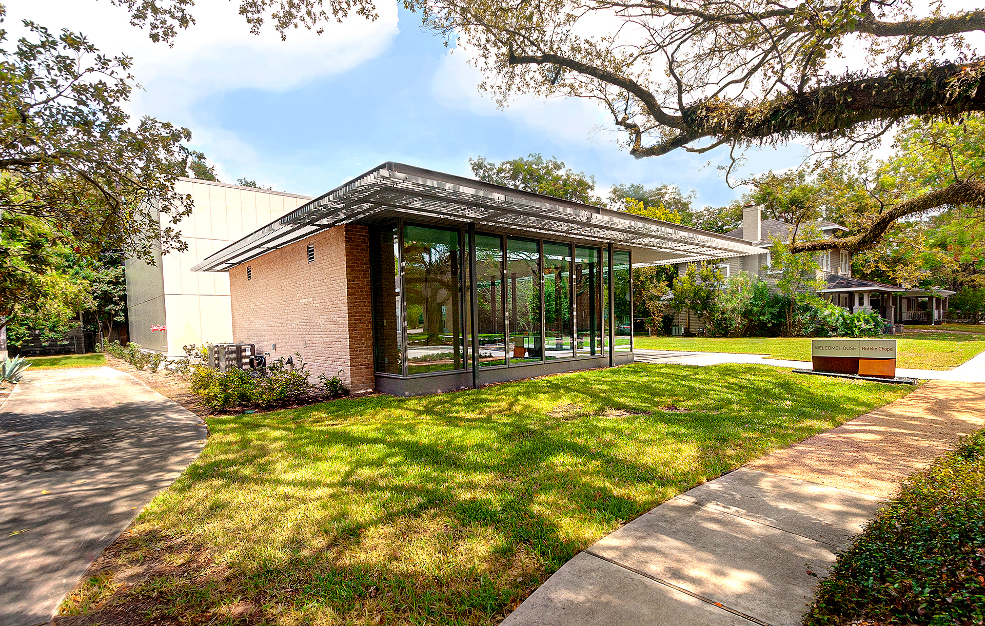 Suzanne Deal Booth Welcome House addition to the Rothko Chapel 2021 