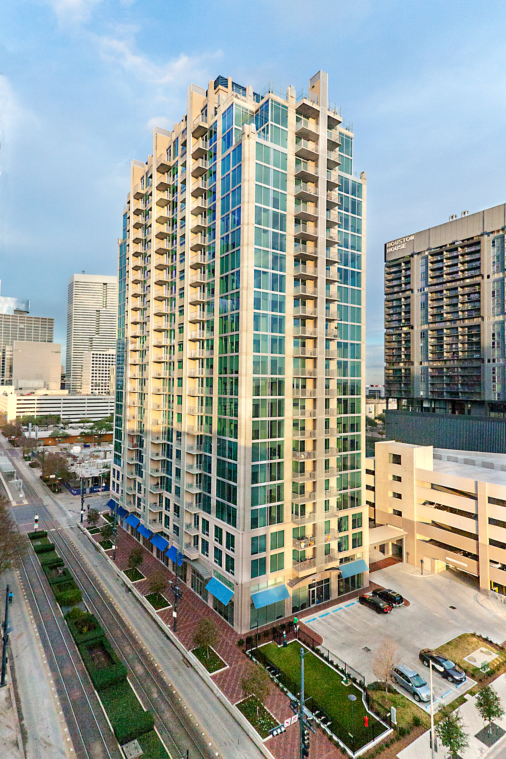 Houston Skyhouse